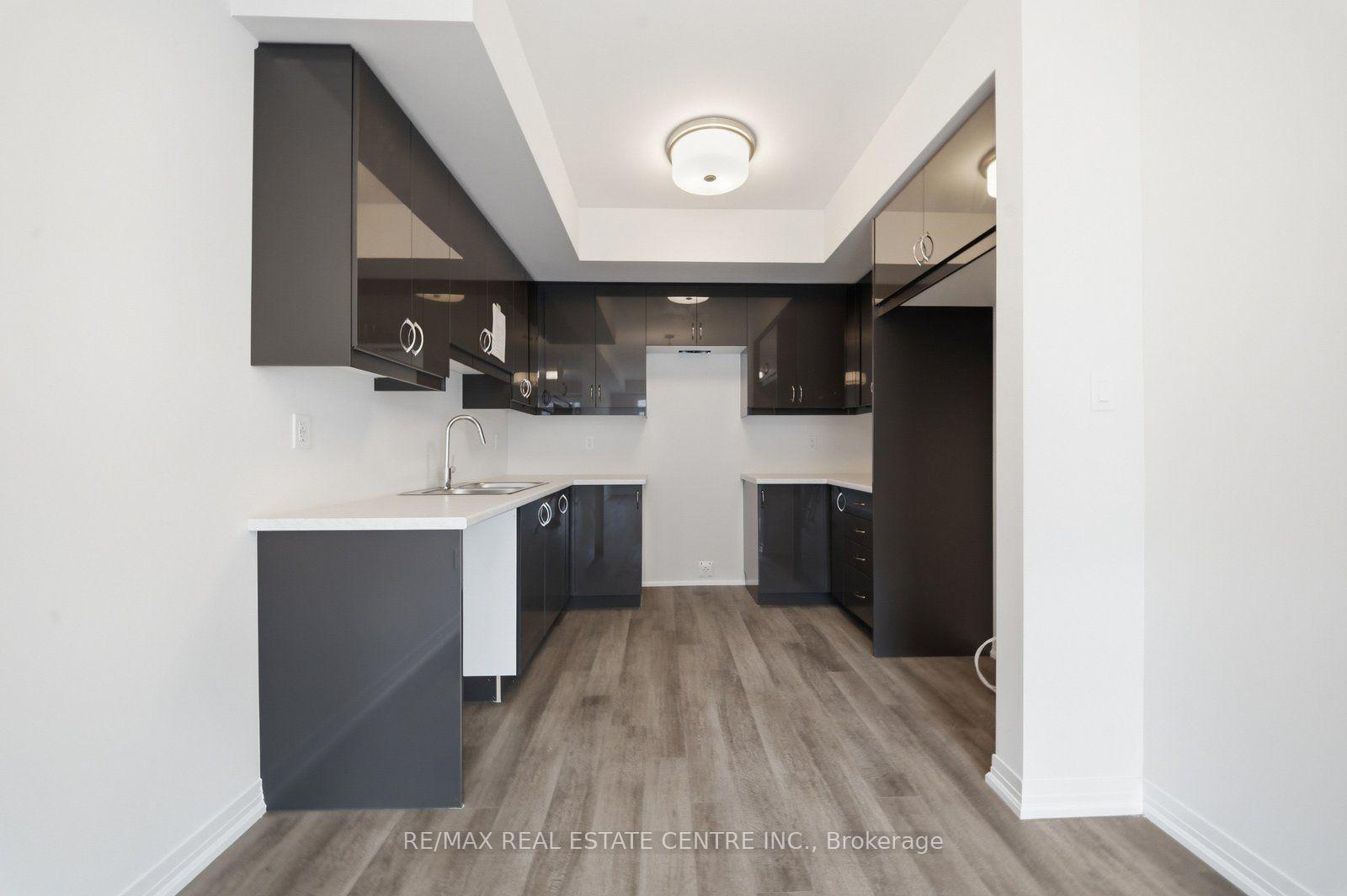 Photo 10 of Unit 73, 313 Conklin Road, Brantford, Empire South — HOMEH