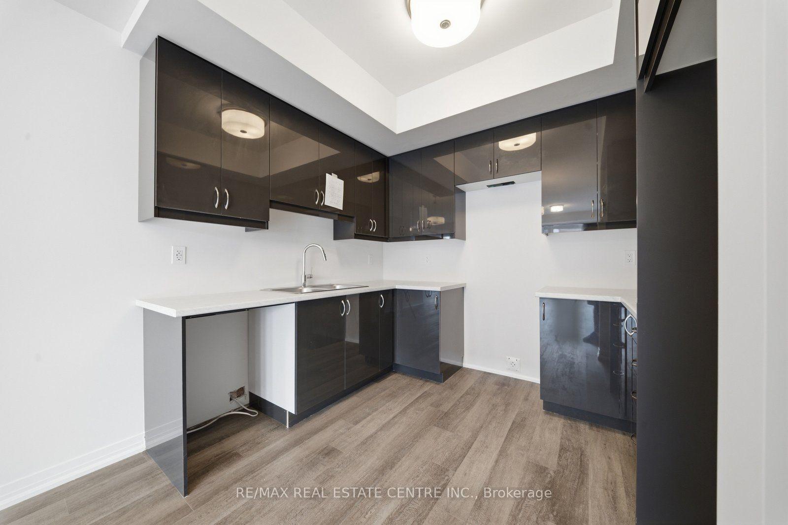 Photo 12 of Unit 73, 313 Conklin Road, Brantford, Empire South — HOMEH