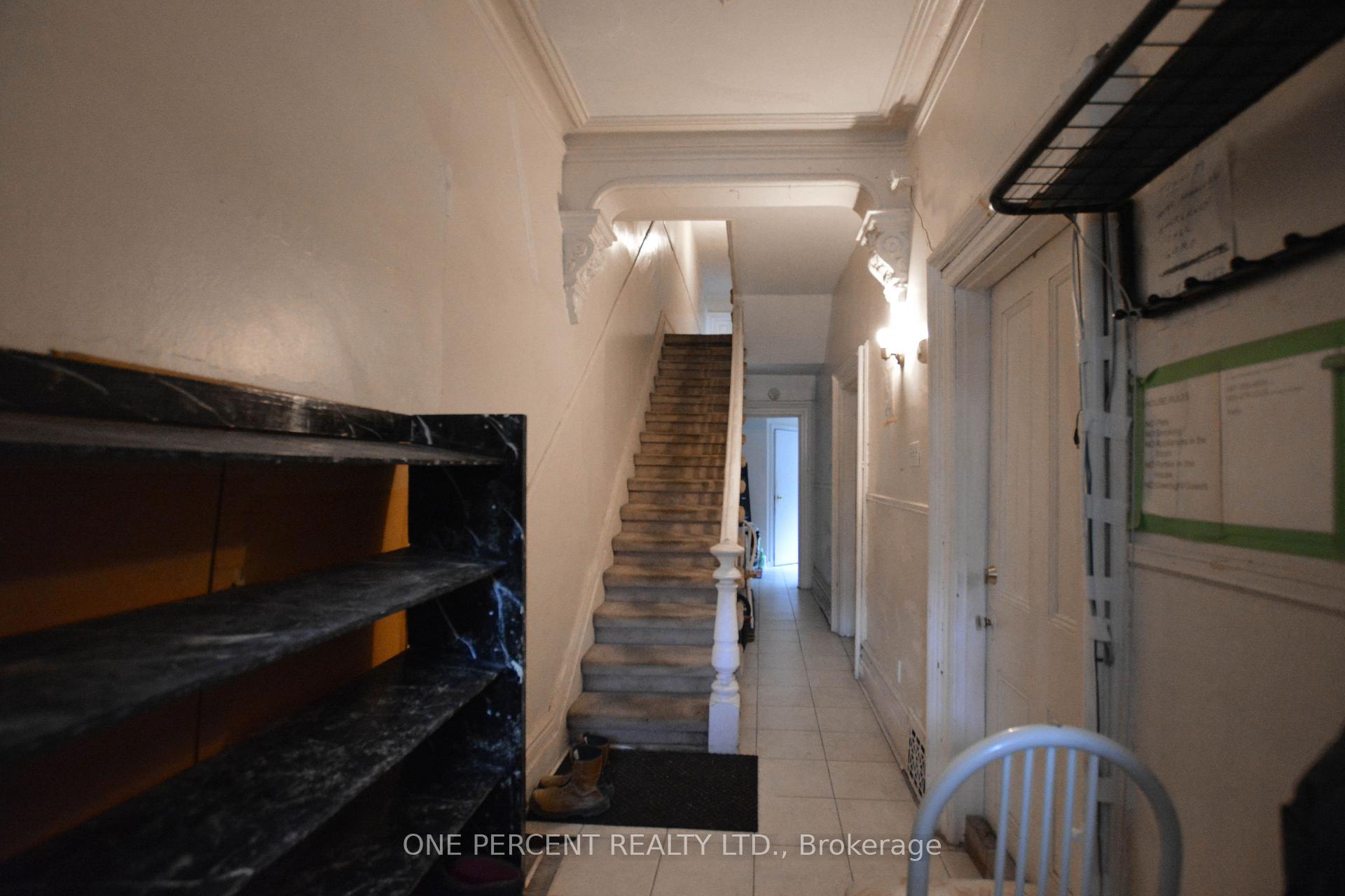 Photo 2 of 81 Baldwin Street, Toronto, Kensington-Chinatown — HOMEH
