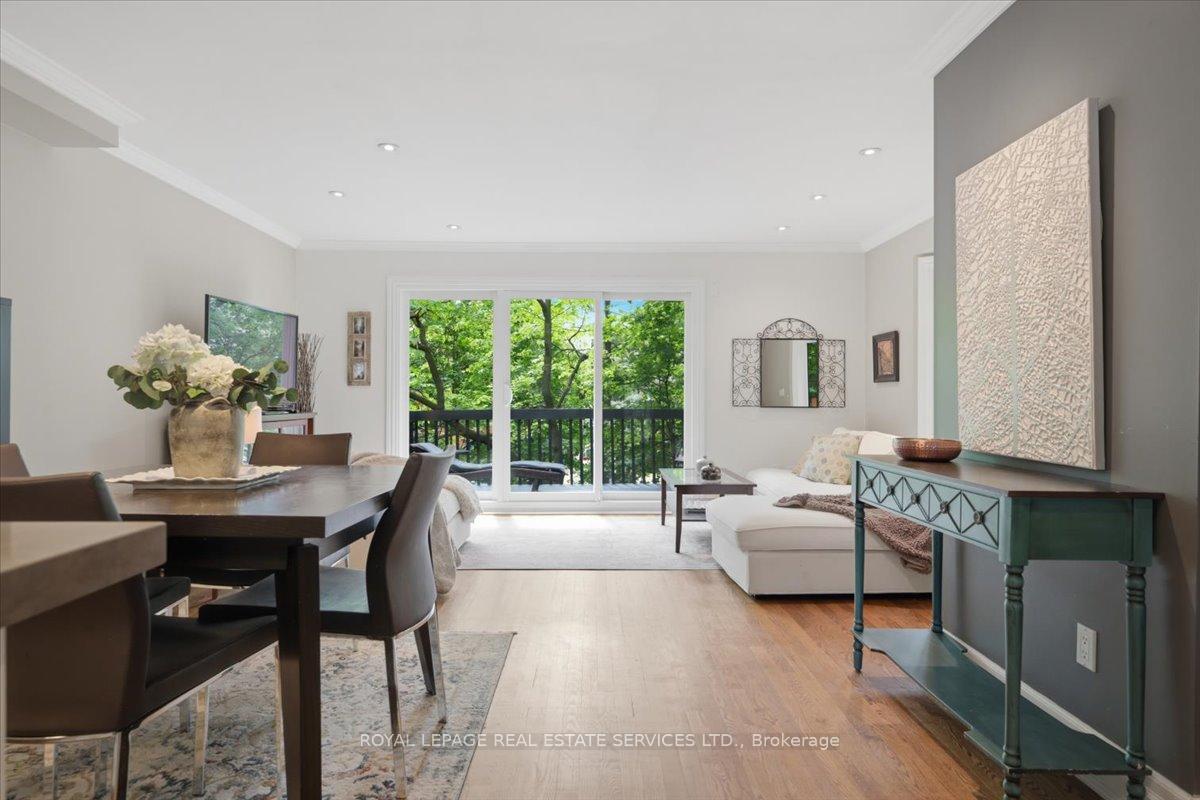 Photo 14 of 14 Normandy Place, Oakville, Central — HOMEH