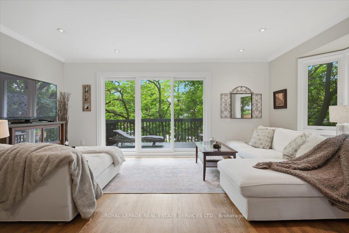 Photo 18 of 14 Normandy Place, Oakville, Central — HOMEH