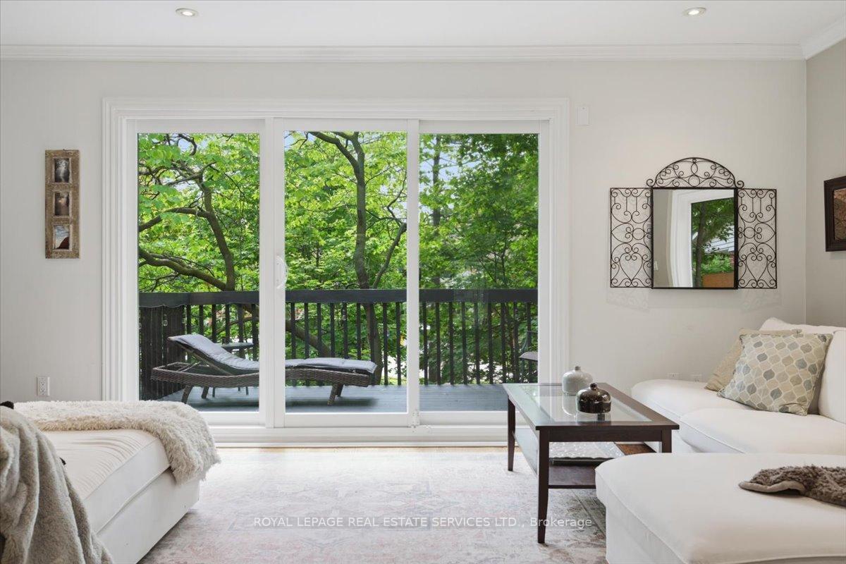 Photo 19 of 14 Normandy Place, Oakville, Central — HOMEH