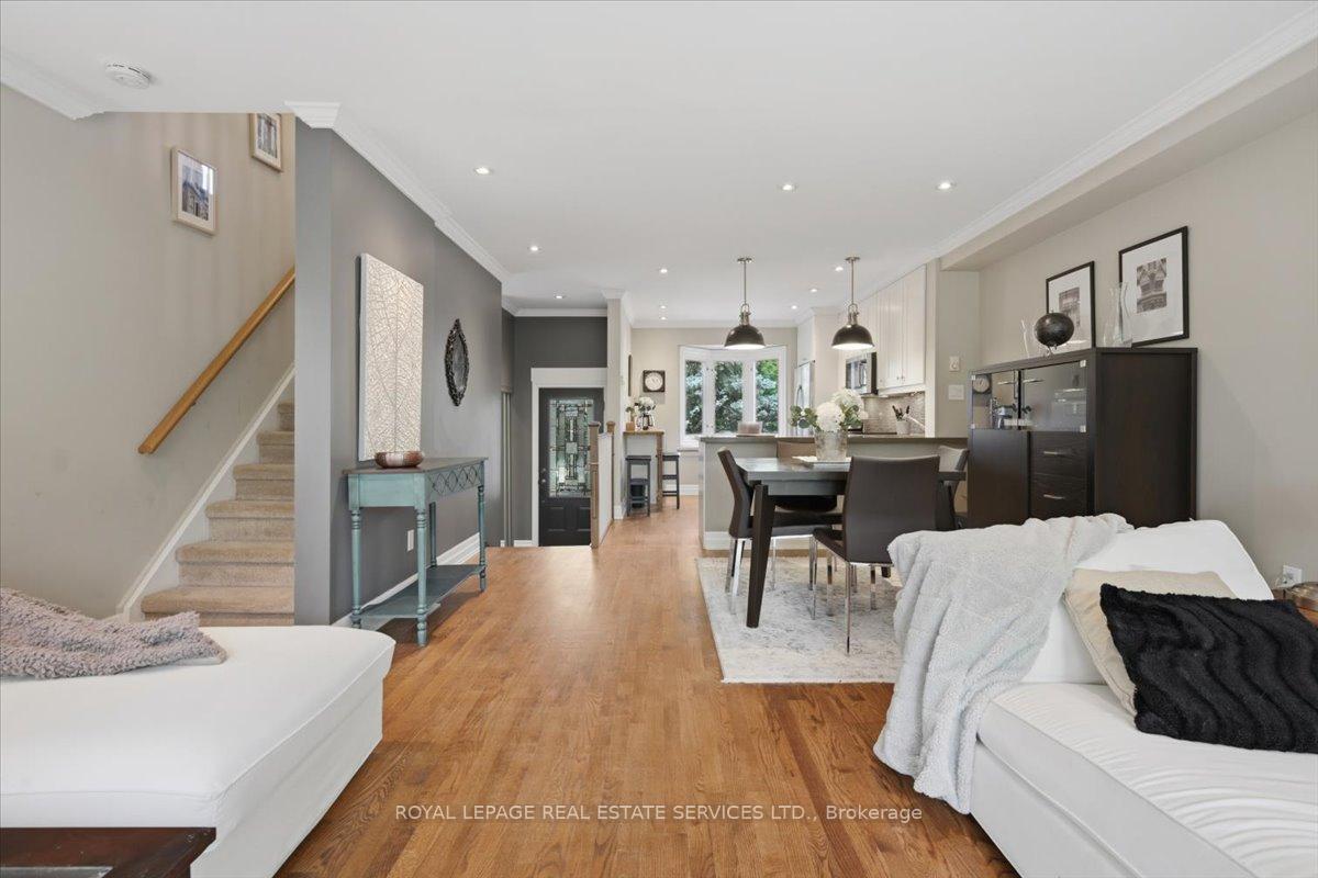 Photo 22 of 14 Normandy Place, Oakville, Central — HOMEH