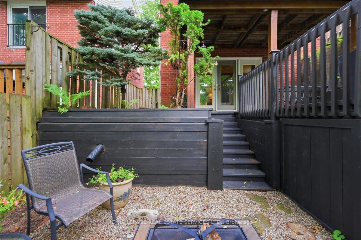 Photo 41 of 14 Normandy Place, Oakville, Central — HOMEH