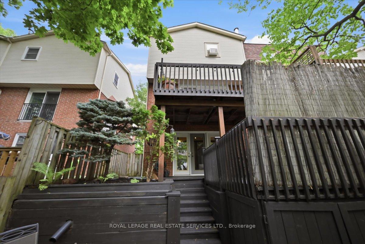 Photo 42 of 14 Normandy Place, Oakville, Central — HOMEH