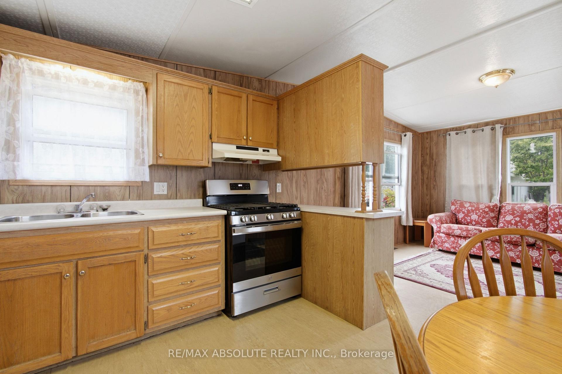 Photo 19 of Unit 49, 3535 St. Joseph Boulevard, Ottawa, Fallingbrook/Ridgemount — HOMEH