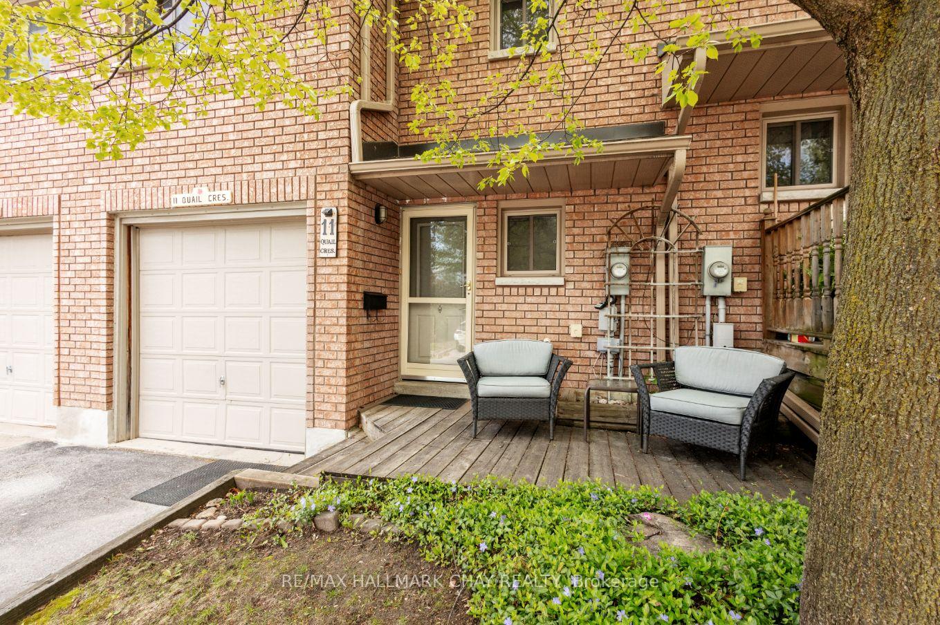 Photo 3 of 11 Quail Crescent, Barrie, Ardagh — HOMEH