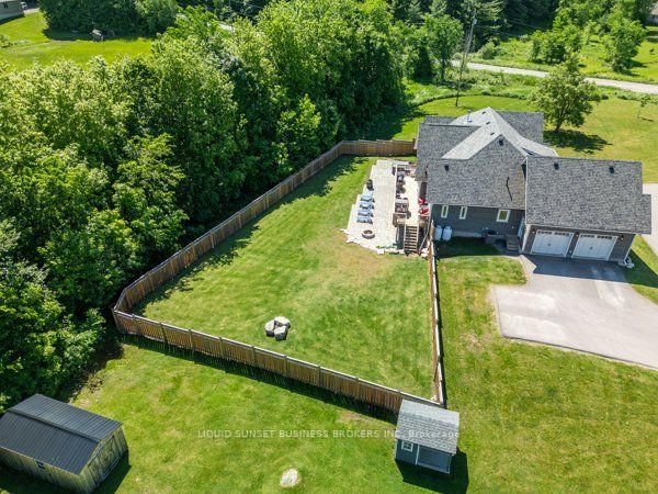 Photo 6 of 1004 Applewood Lane, Frontenac, Frontenac South — HOMEH