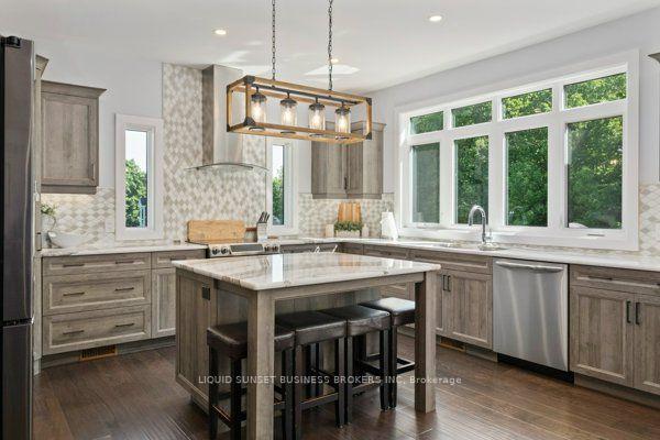 Photo 19 of 1004 Applewood Lane, Frontenac, Frontenac South — HOMEH