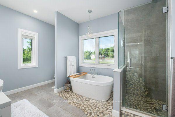 Photo 29 of 1004 Applewood Lane, Frontenac, Frontenac South — HOMEH