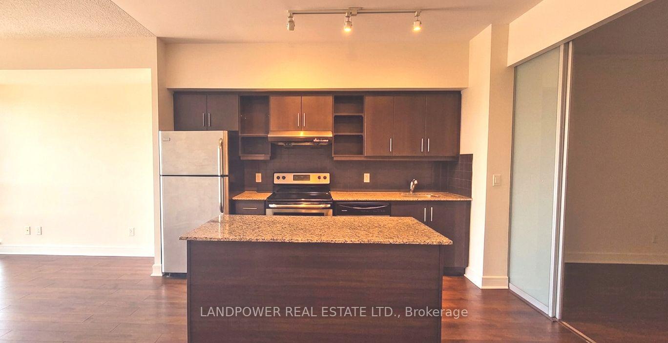 Photo 5 of Unit 916, 35 Brian Peck Crescent, Toronto, Thorncliffe Park — HOMEH