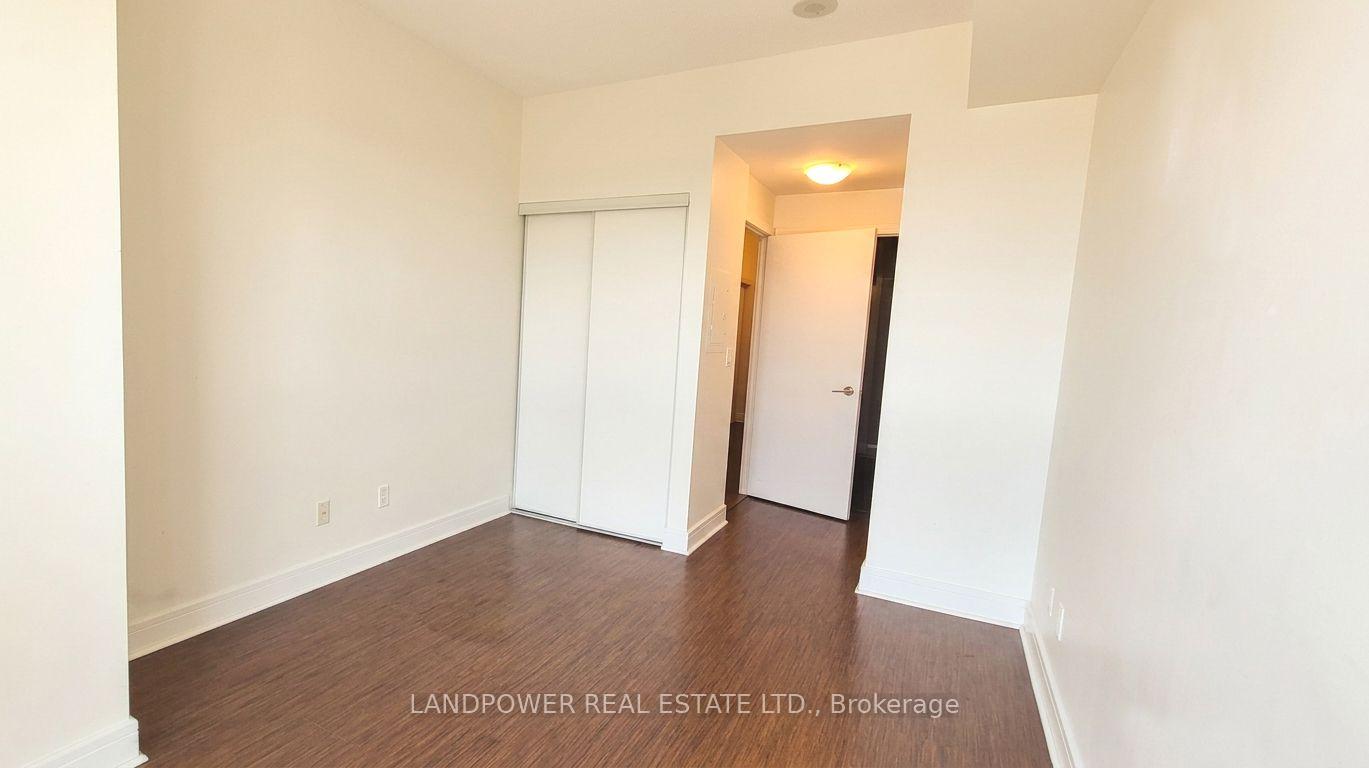 Photo 11 of Unit 916, 35 Brian Peck Crescent, Toronto, Thorncliffe Park — HOMEH