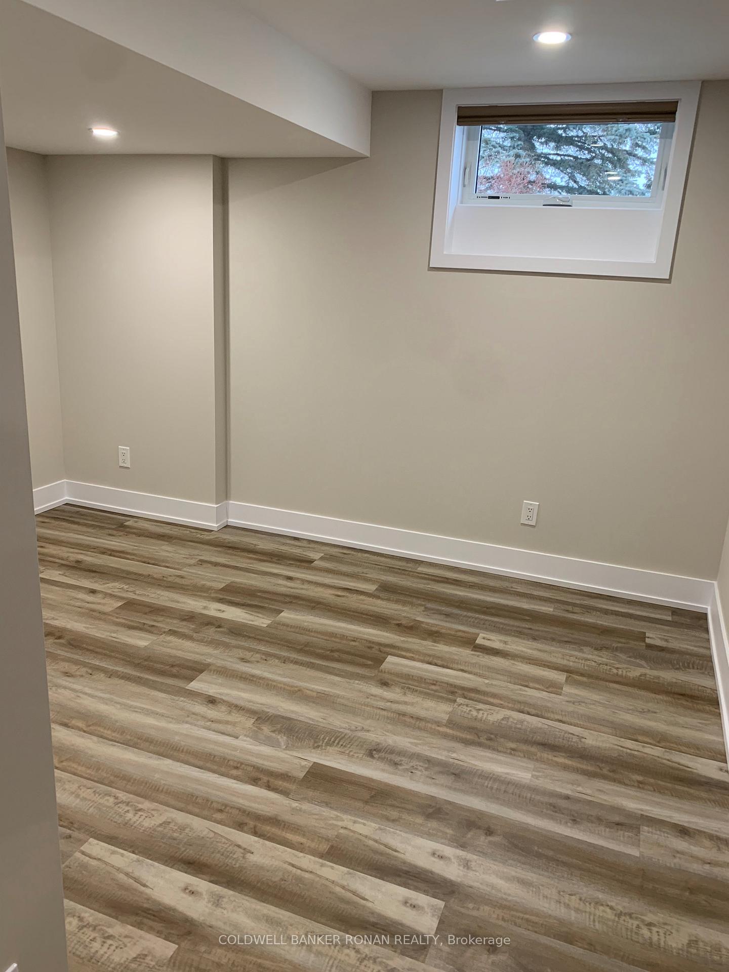 Photo 7 of Unit Unit B, 5555 8th Line, Essa, Rural Essa — HOMEH