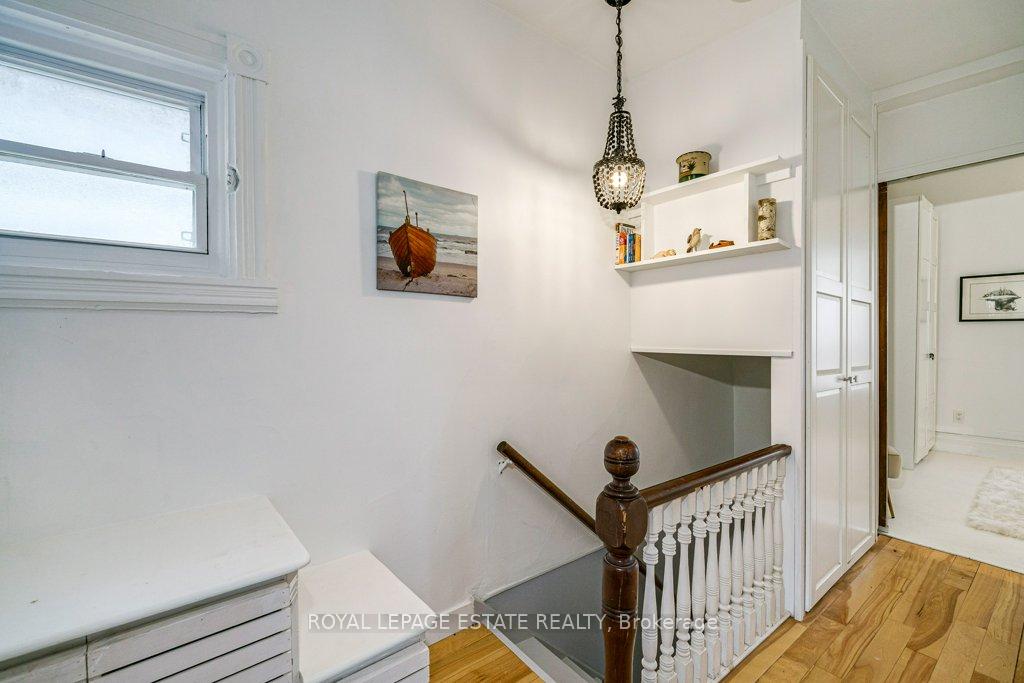 Photo 19 of 158 Waverley Road, Toronto, The Beaches — HOMEH