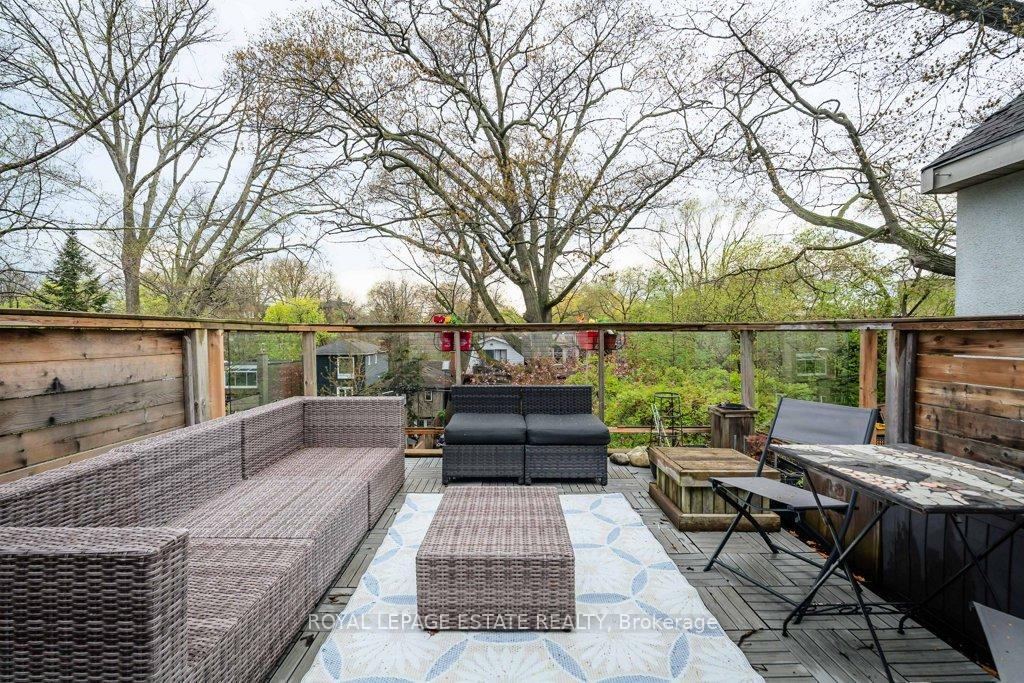 Photo 31 of 158 Waverley Road, Toronto, The Beaches — HOMEH