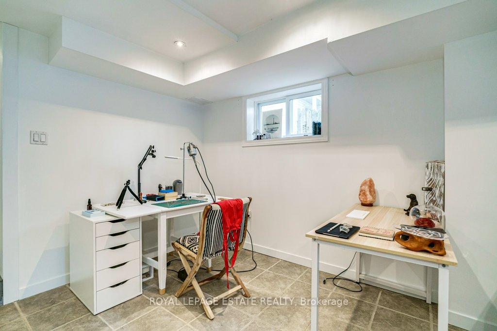 Photo 35 of 158 Waverley Road, Toronto, The Beaches — HOMEH