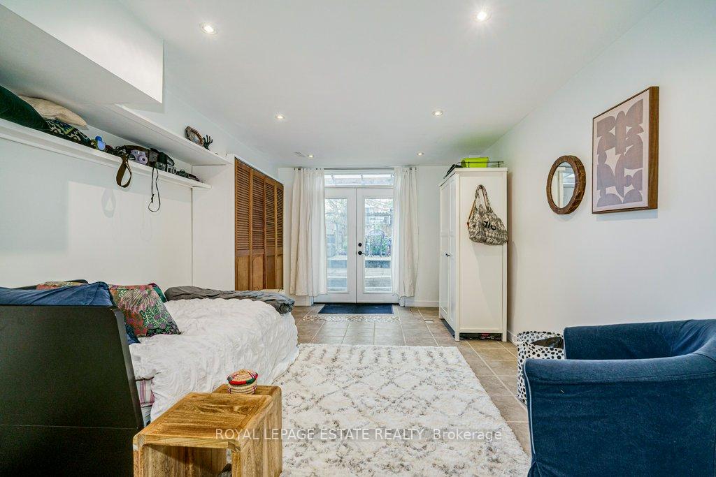 Photo 36 of 158 Waverley Road, Toronto, The Beaches — HOMEH