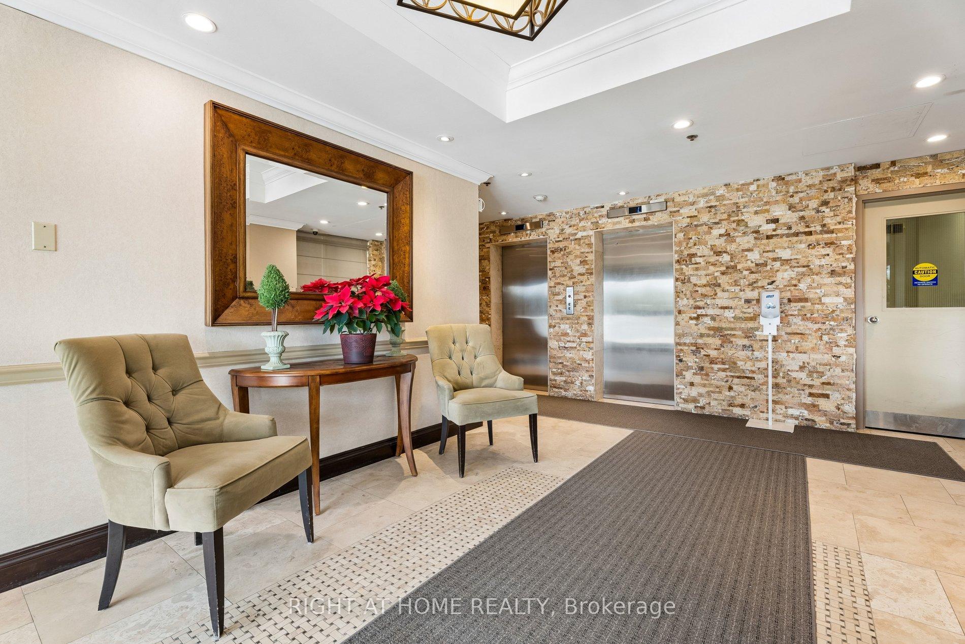 Photo 6 of Unit 207, 212 Kerr Street, Oakville, Central — HOMEH