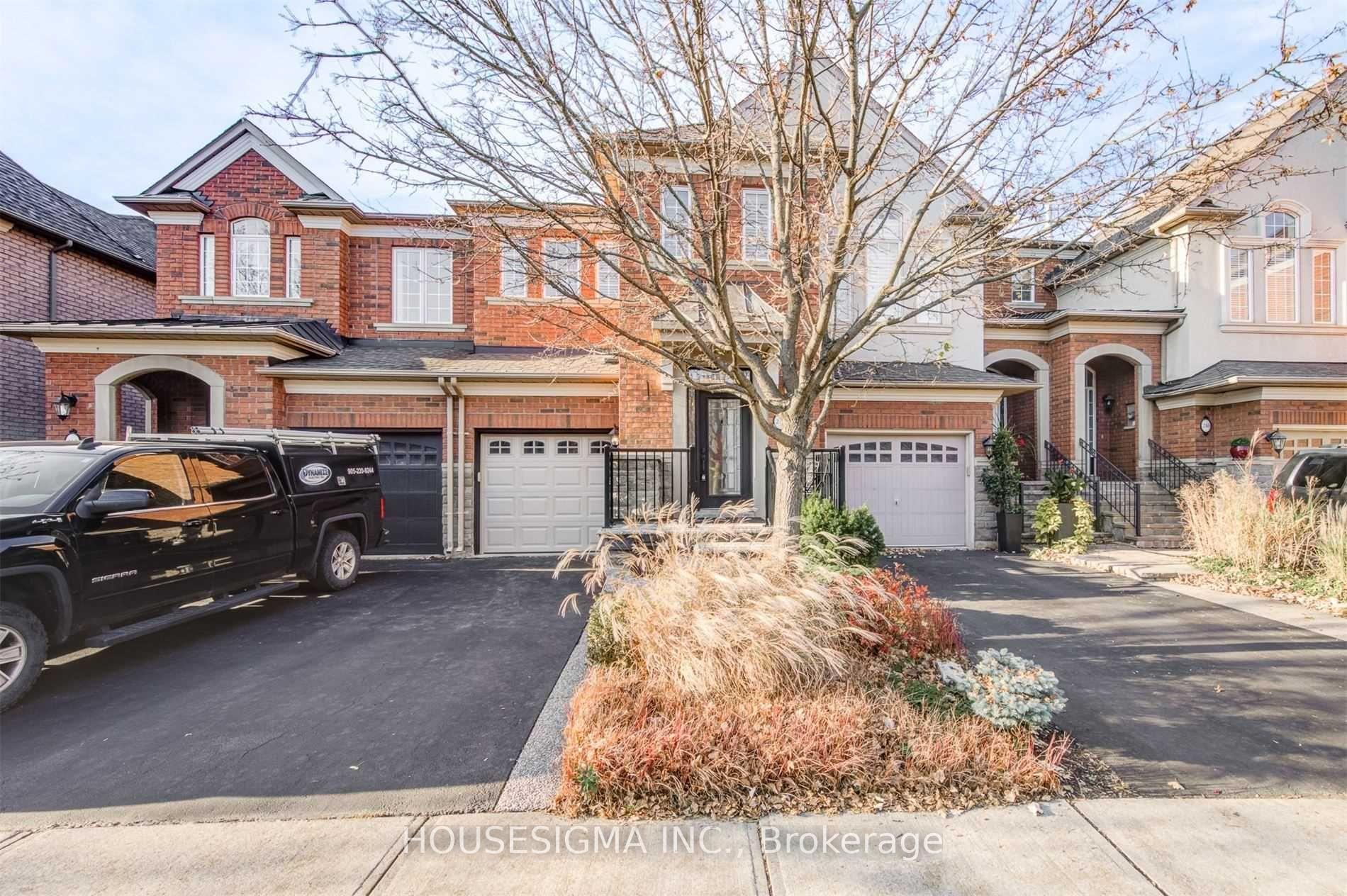 Photo 3 of 244 Tawny Crescent, Oakville, Bronte — HOMEH