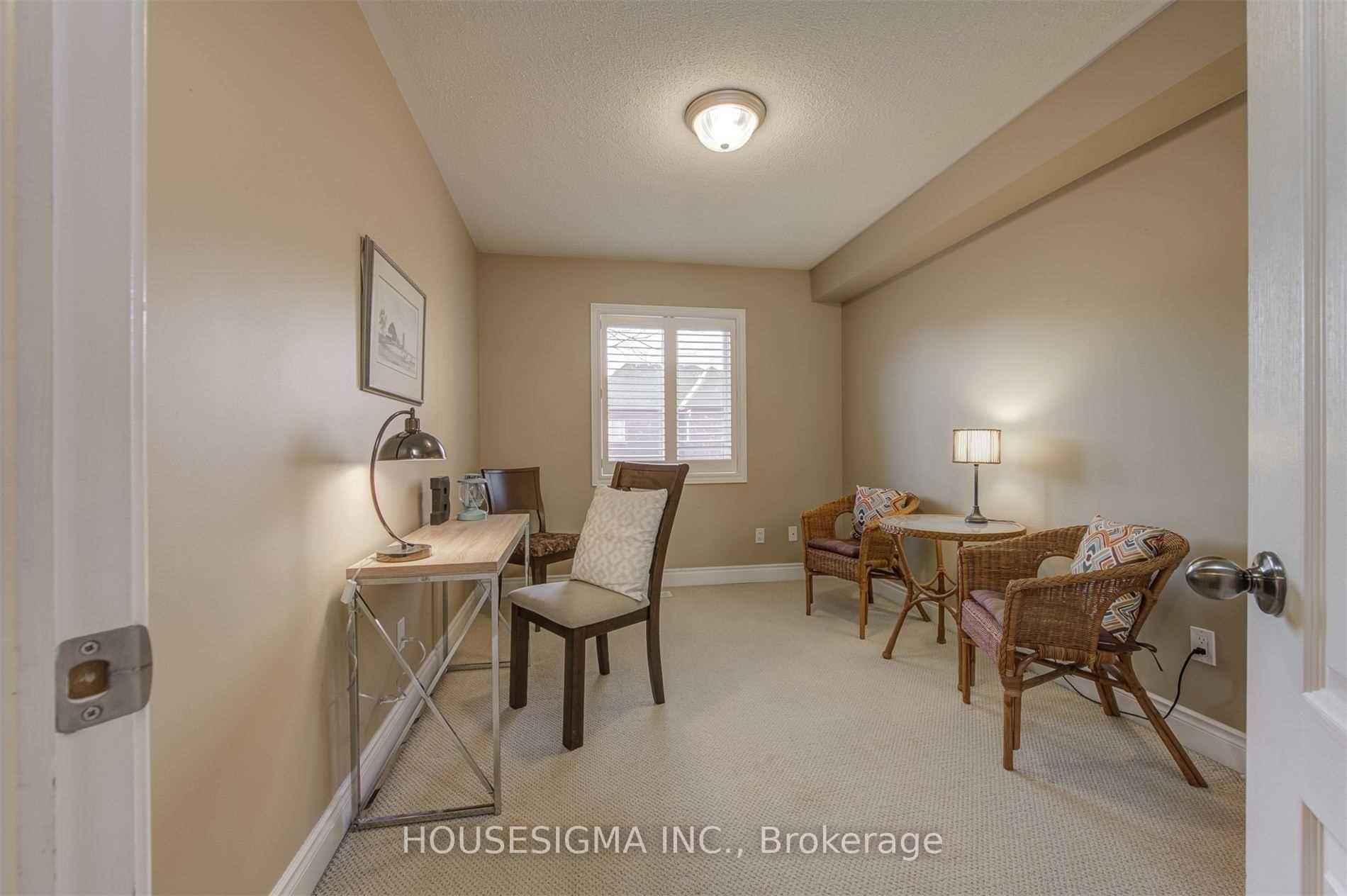 Photo 20 of 244 Tawny Crescent, Oakville, Bronte — HOMEH