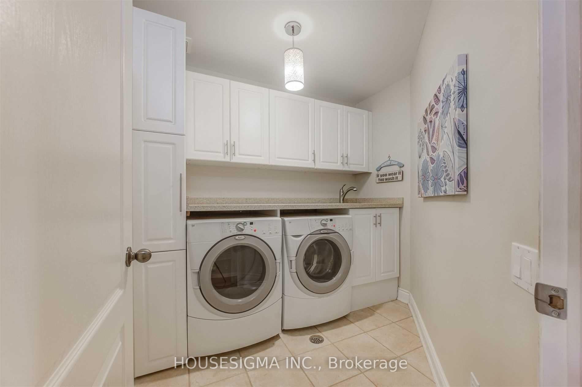 Photo 22 of 244 Tawny Crescent, Oakville, Bronte — HOMEH