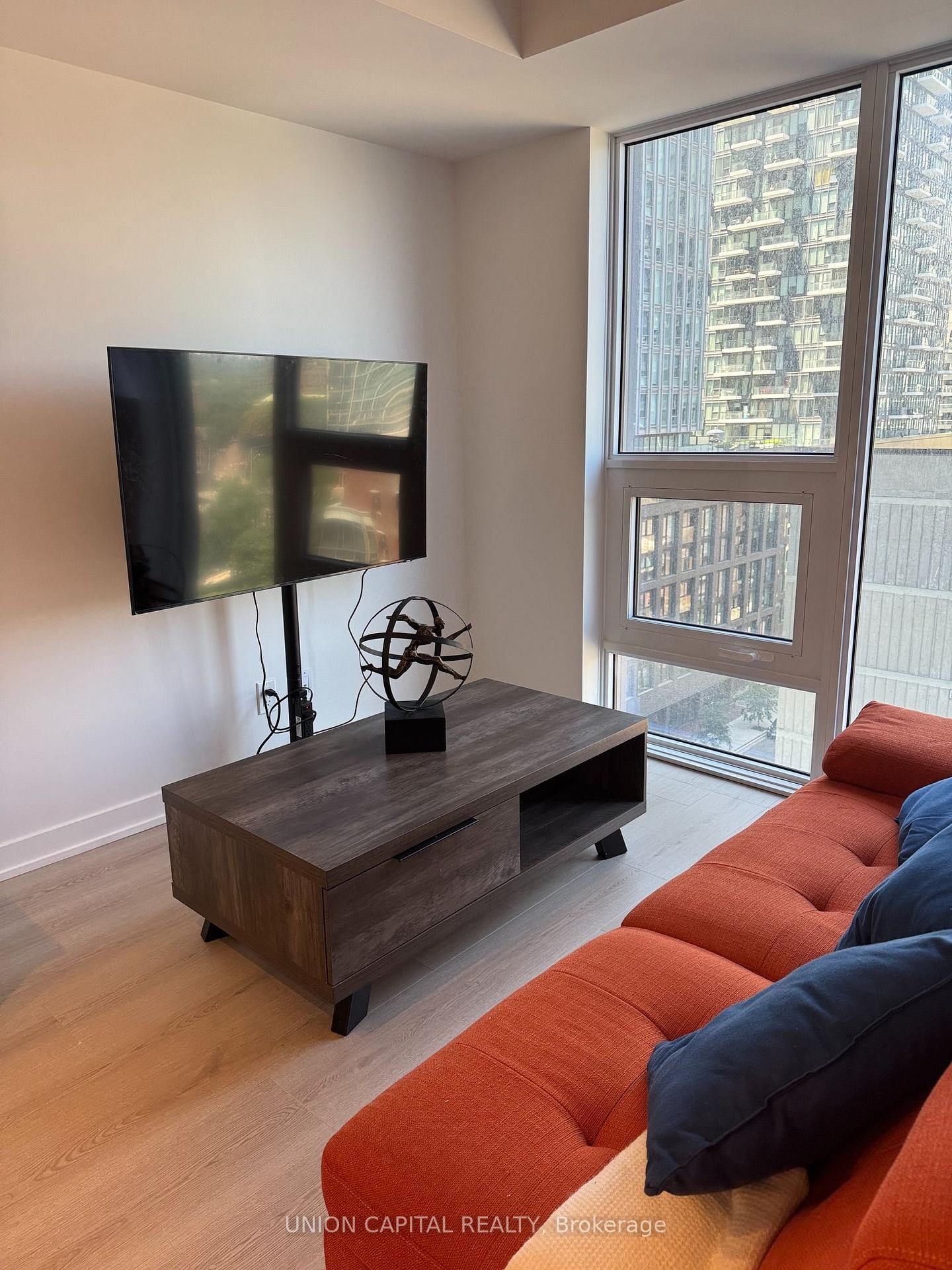 Photo 6 of Unit 1117, 100 Queen Street E, Toronto, Church-Yonge Corridor — HOMEH