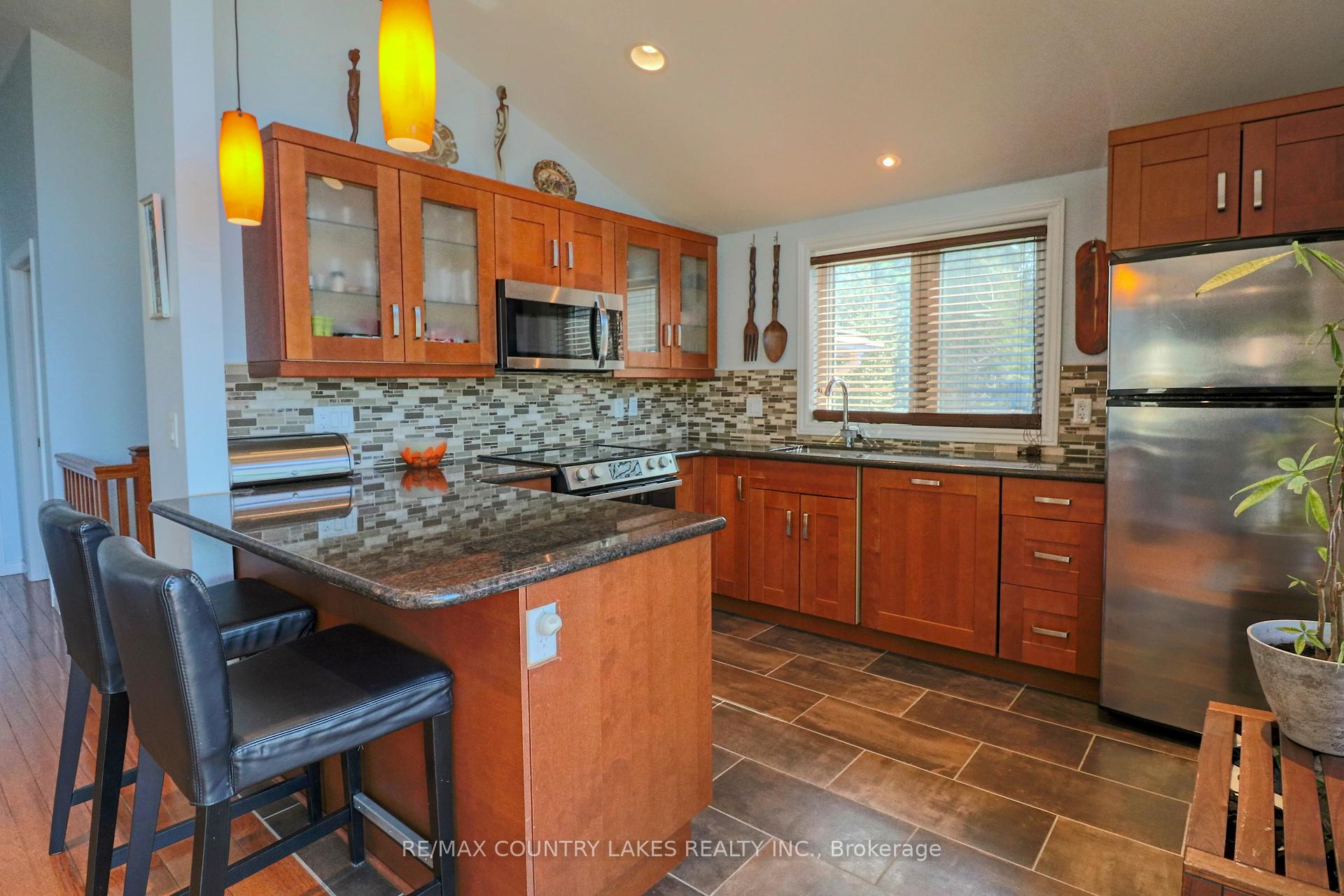 Photo 15 of 87 Paradise Road, Kawartha Lakes, Carden — HOMEH