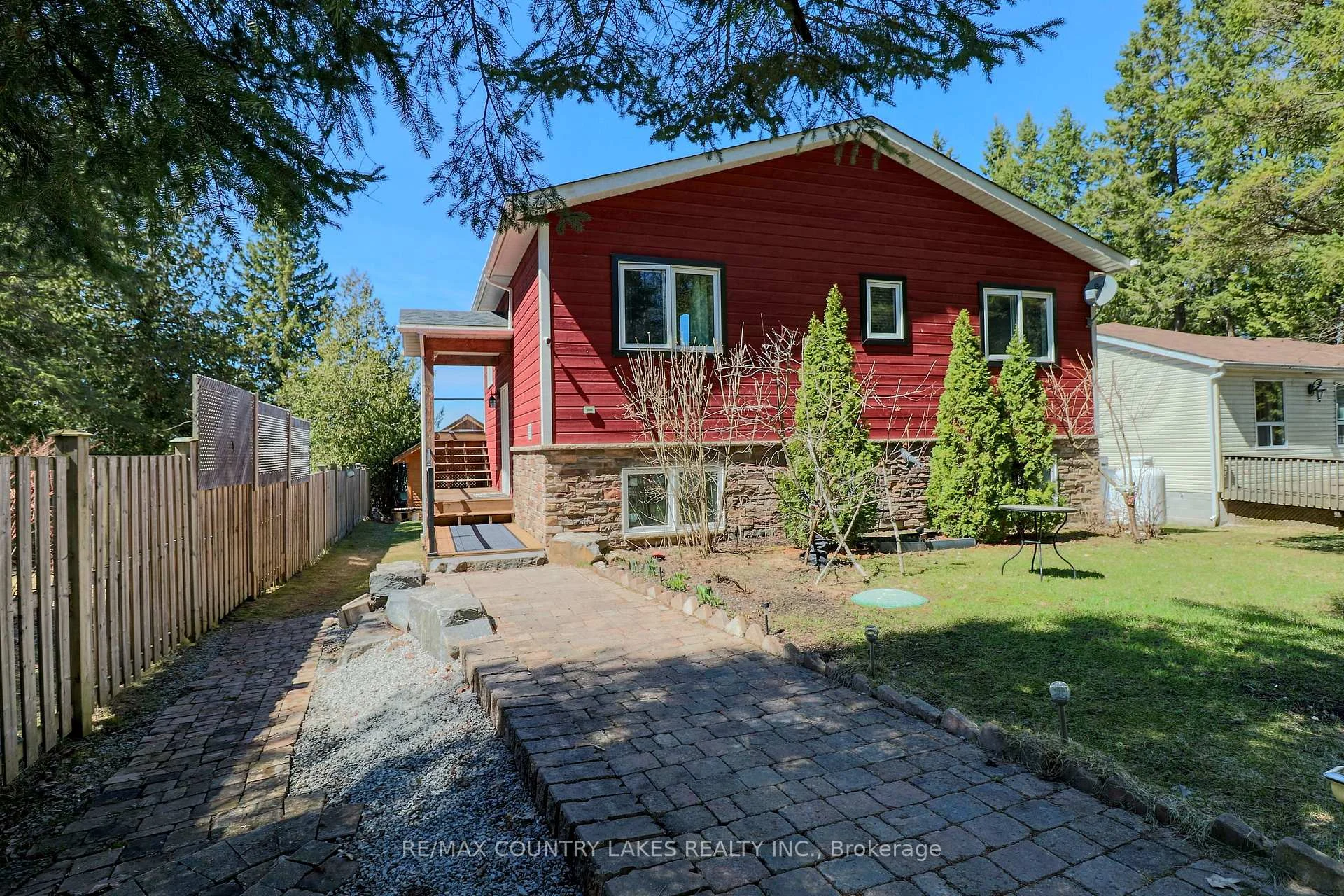 Photo 9 of 87 Paradise Road, Kawartha Lakes, Carden — HOMEH