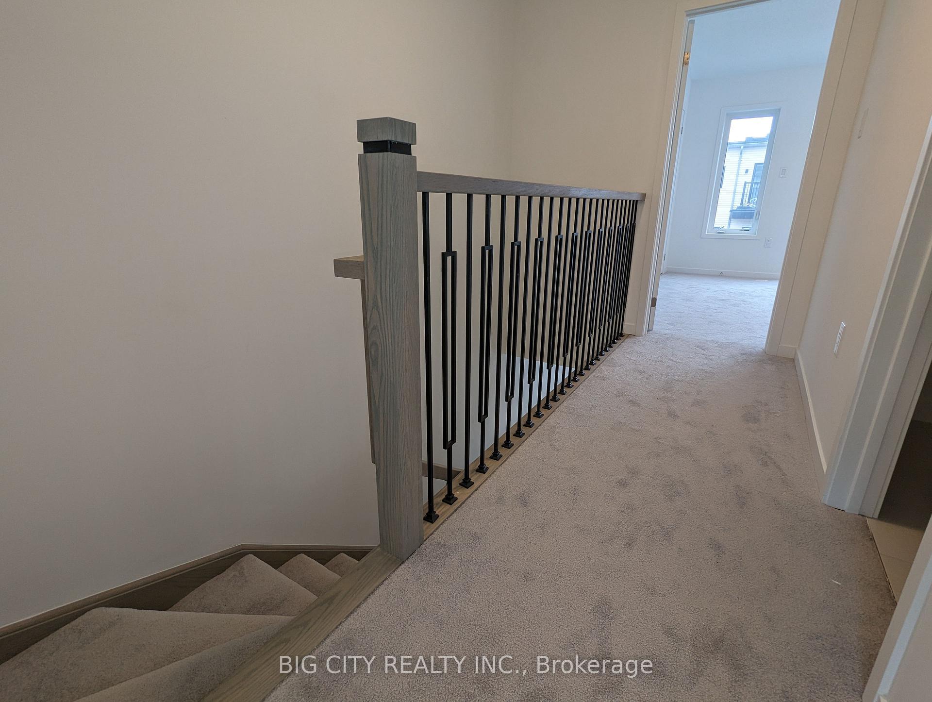 Photo 5 of Unit 95, 782 Heathrow Path, Oshawa, Samac — HOMEH