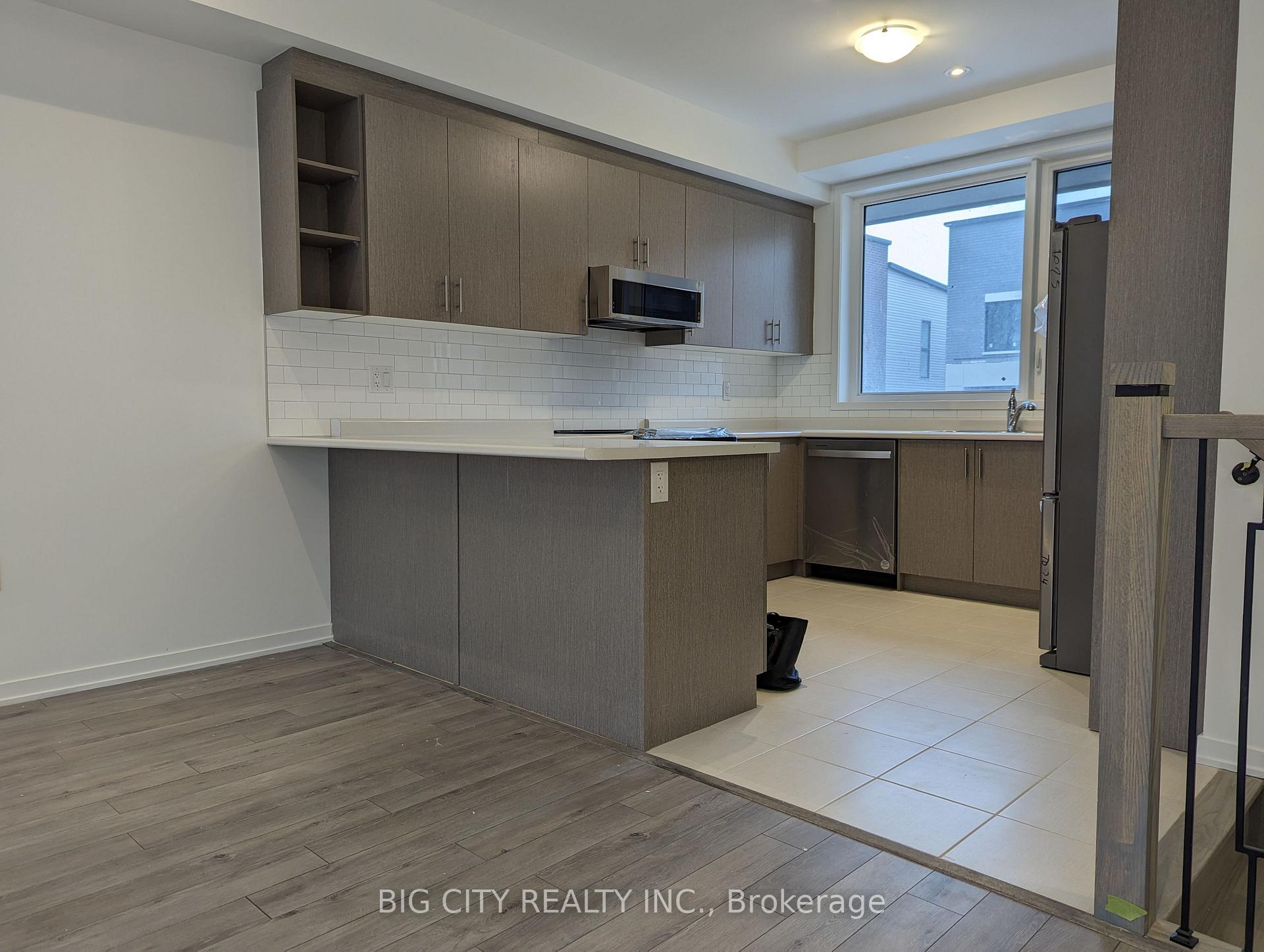 Photo 1 of Unit 95, 782 Heathrow Path, Oshawa, Samac — HOMEH