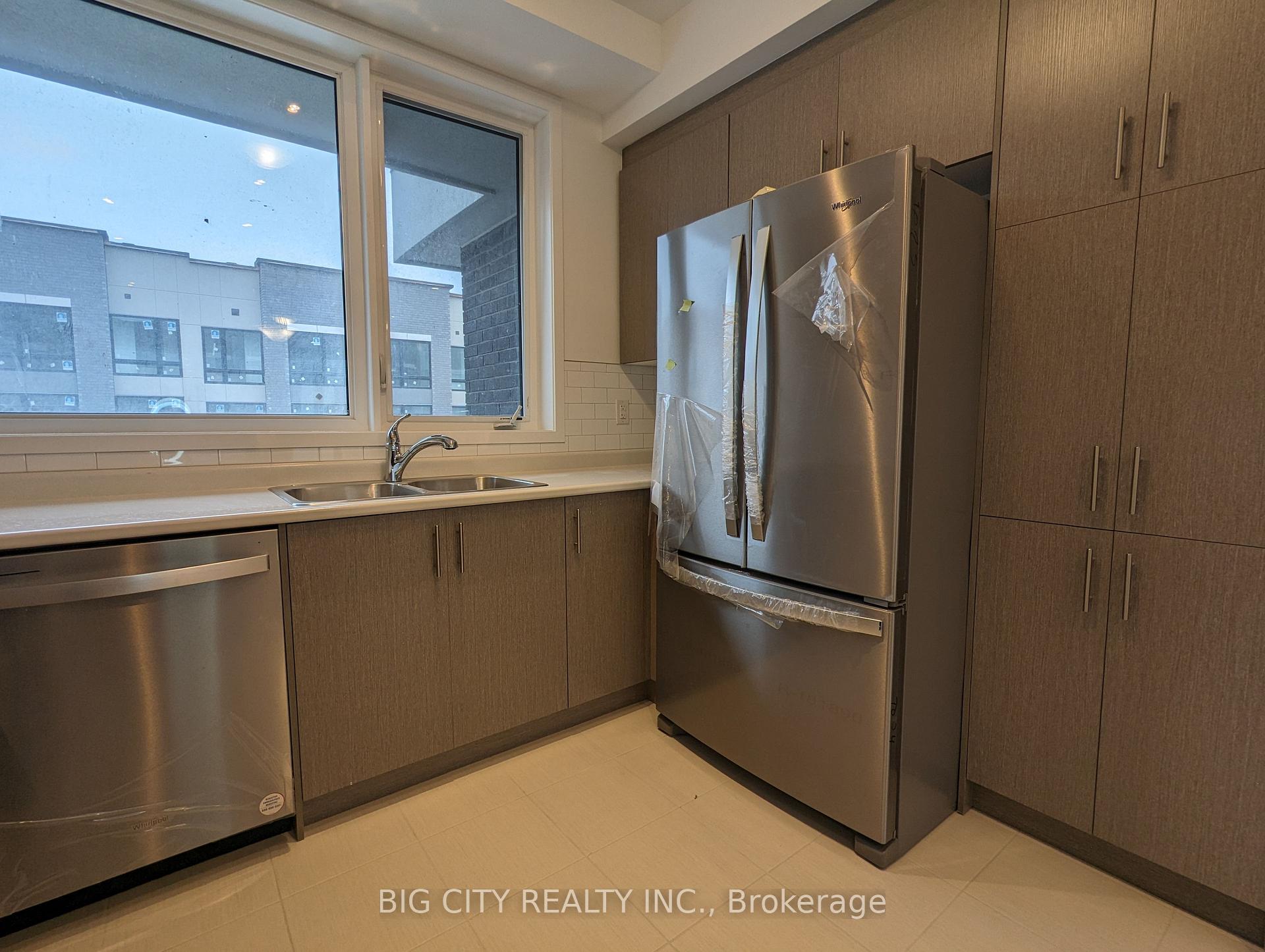 Photo 8 of Unit 95, 782 Heathrow Path, Oshawa, Samac — HOMEH