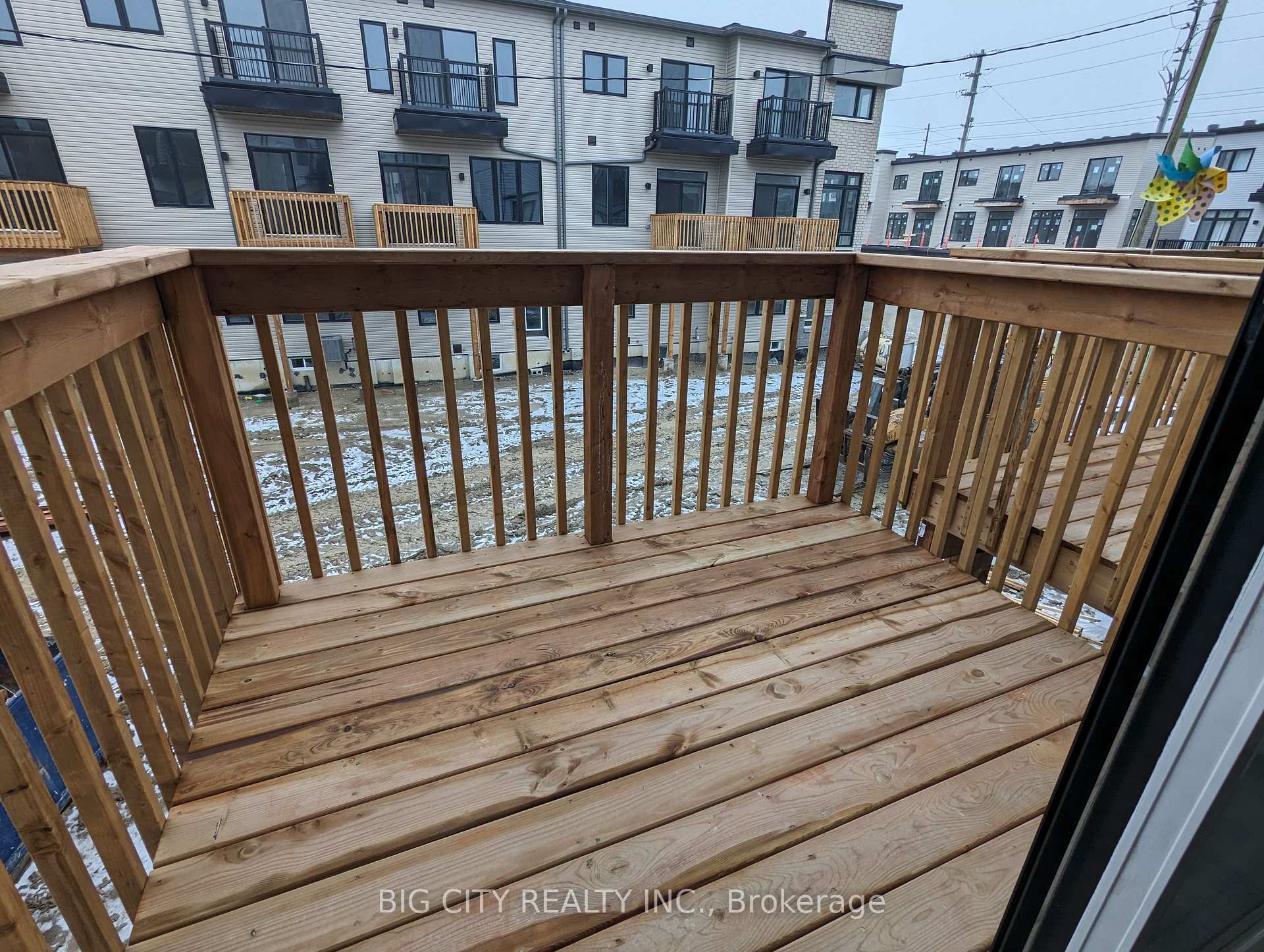 Photo 13 of Unit 95, 782 Heathrow Path, Oshawa, Samac — HOMEH