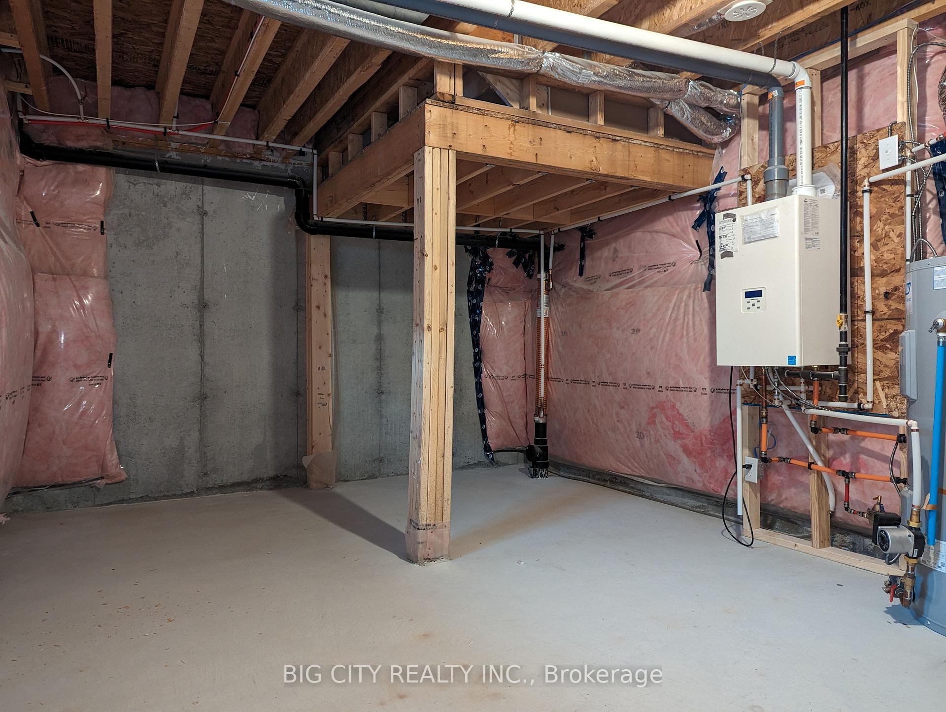 Photo 18 of Unit 95, 782 Heathrow Path, Oshawa, Samac — HOMEH