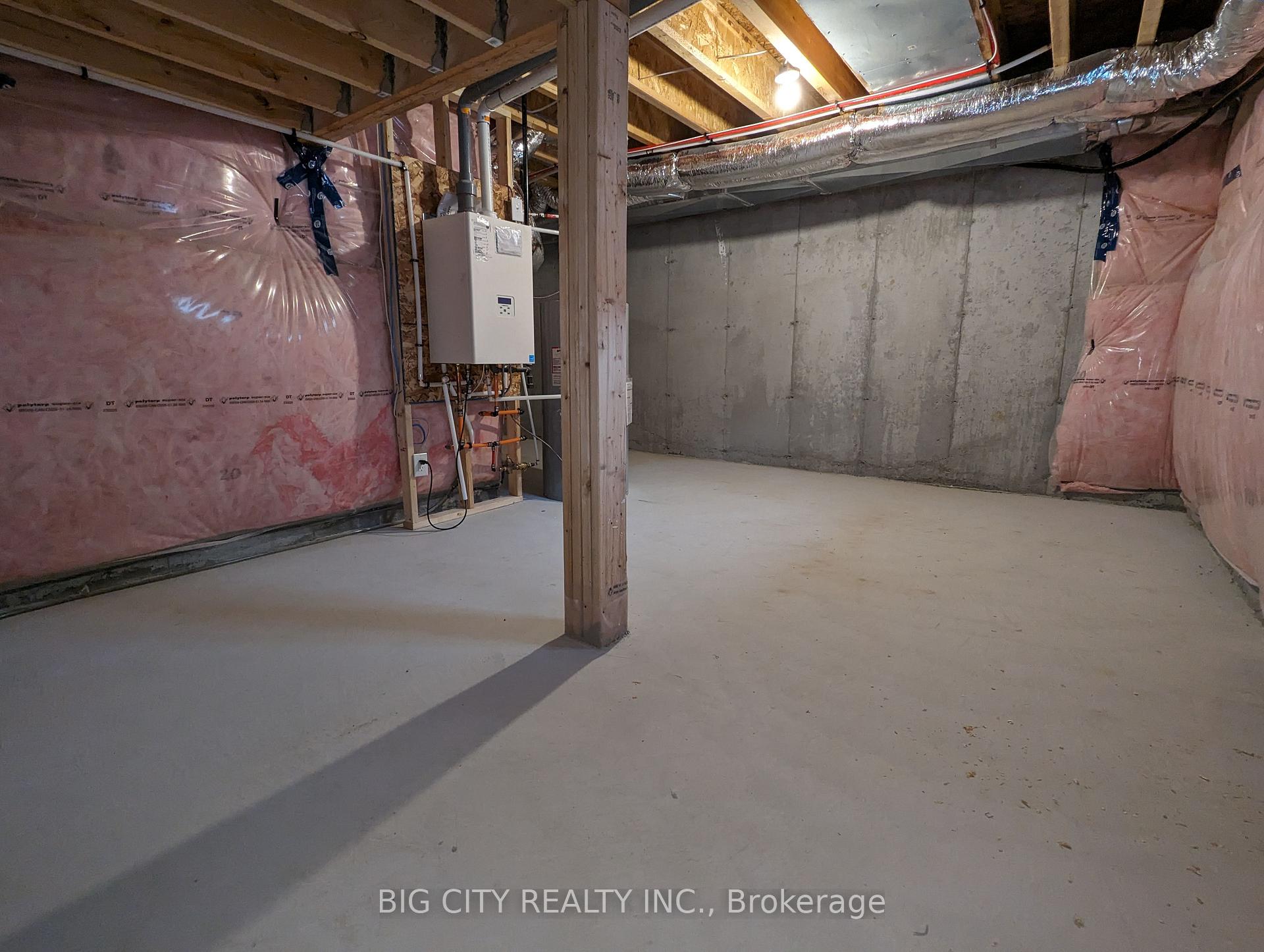 Photo 19 of Unit 95, 782 Heathrow Path, Oshawa, Samac — HOMEH