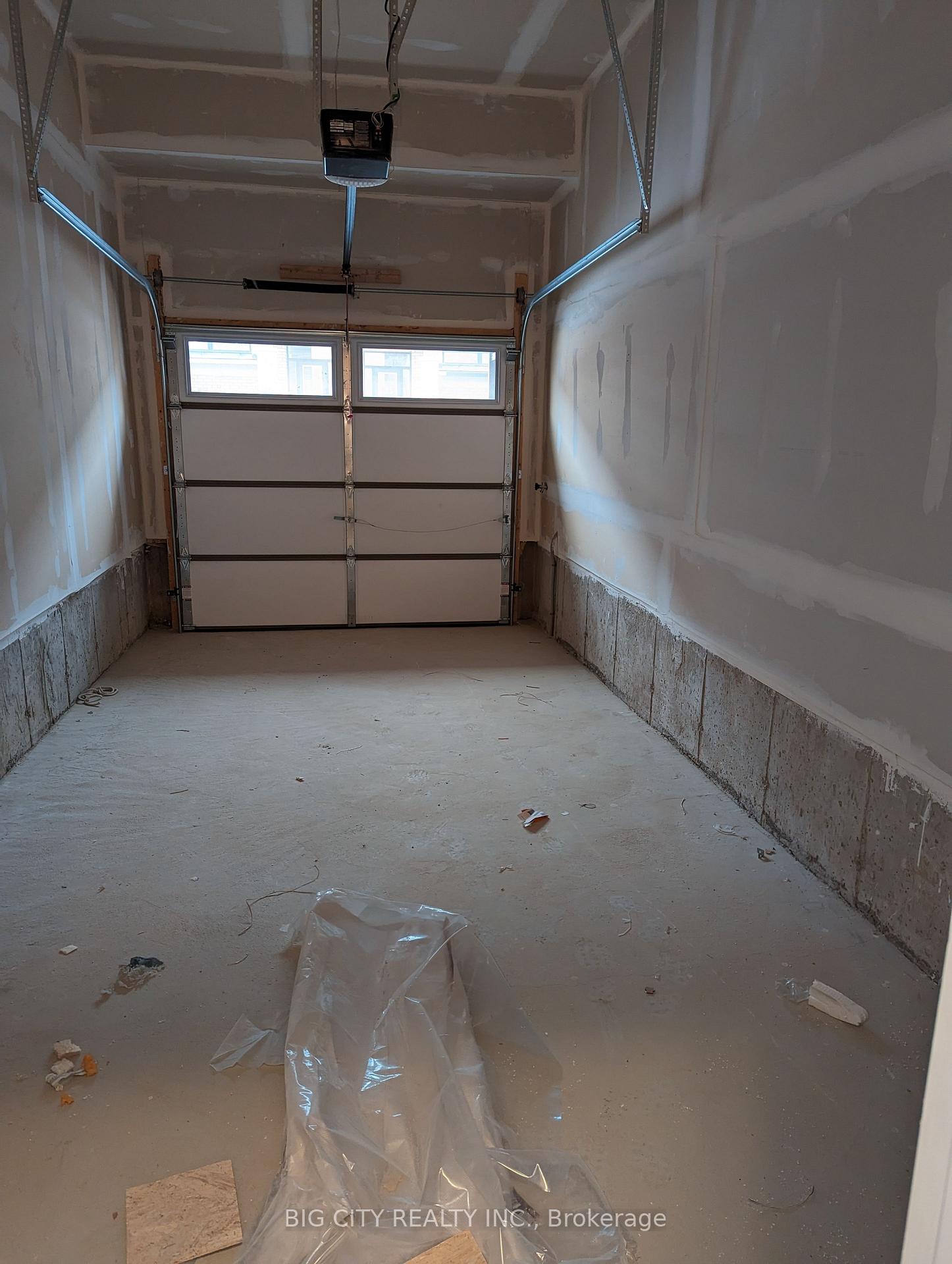 Photo 20 of Unit 95, 782 Heathrow Path, Oshawa, Samac — HOMEH