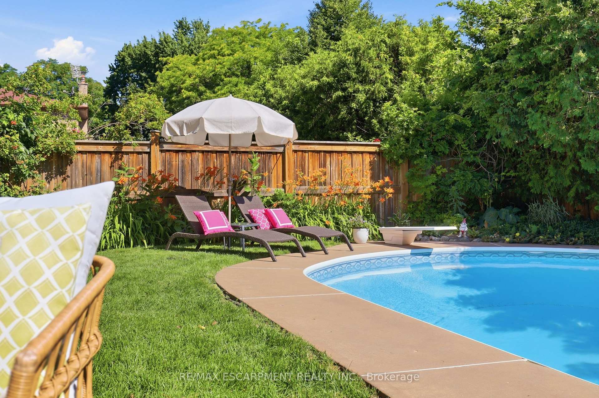 Photo 34 of 463 Gowland Crescent, Milton, Timberlea — HOMEH
