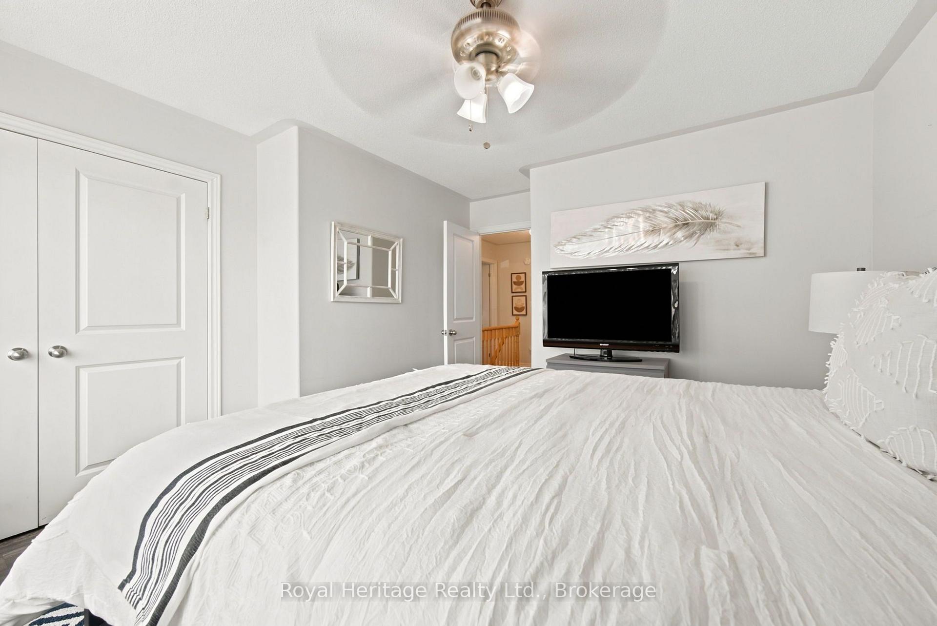 Photo 24 of 20 Fallingbrook Crescent, Kawartha Lakes, Lindsay — HOMEH