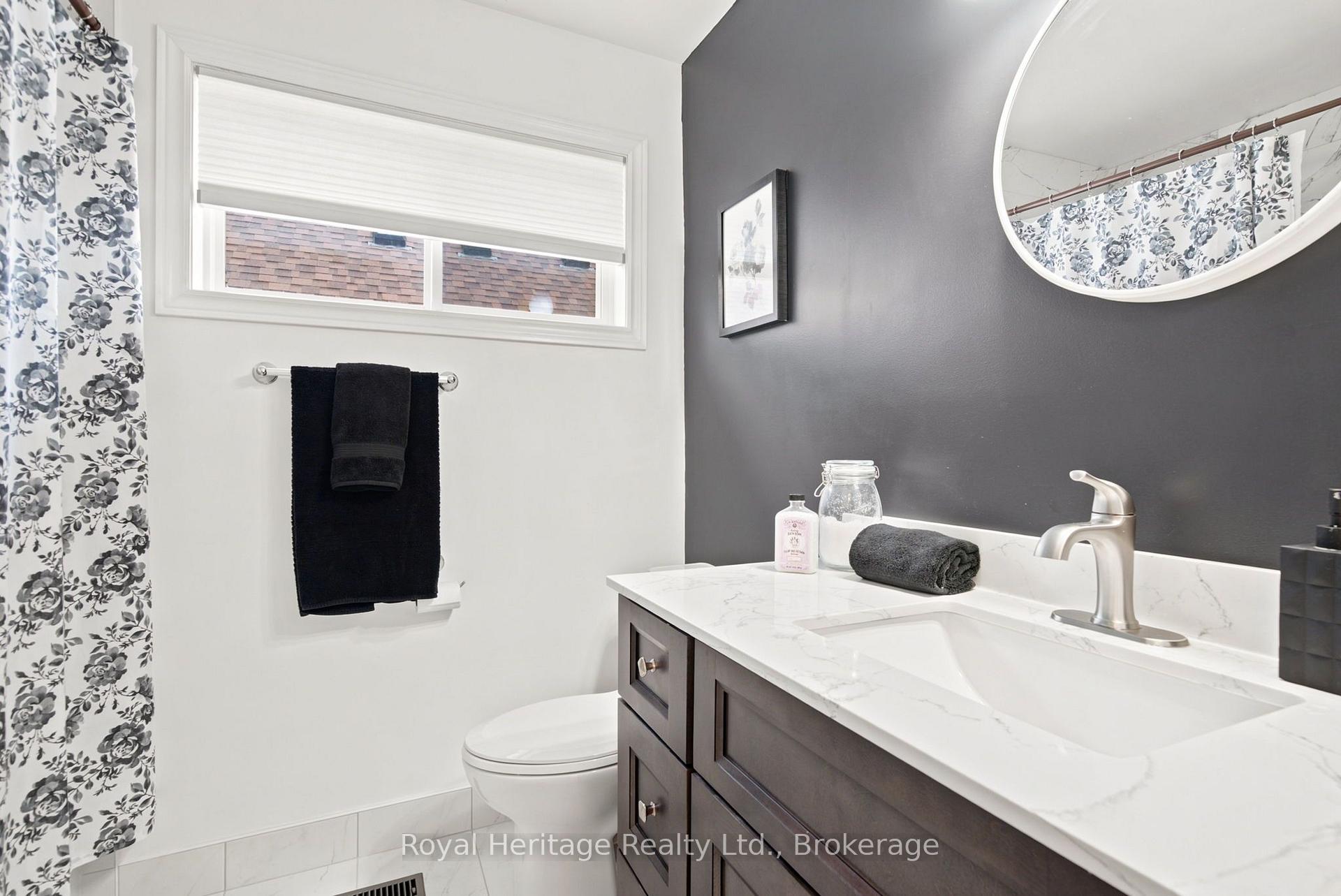 Photo 31 of 20 Fallingbrook Crescent, Kawartha Lakes, Lindsay — HOMEH