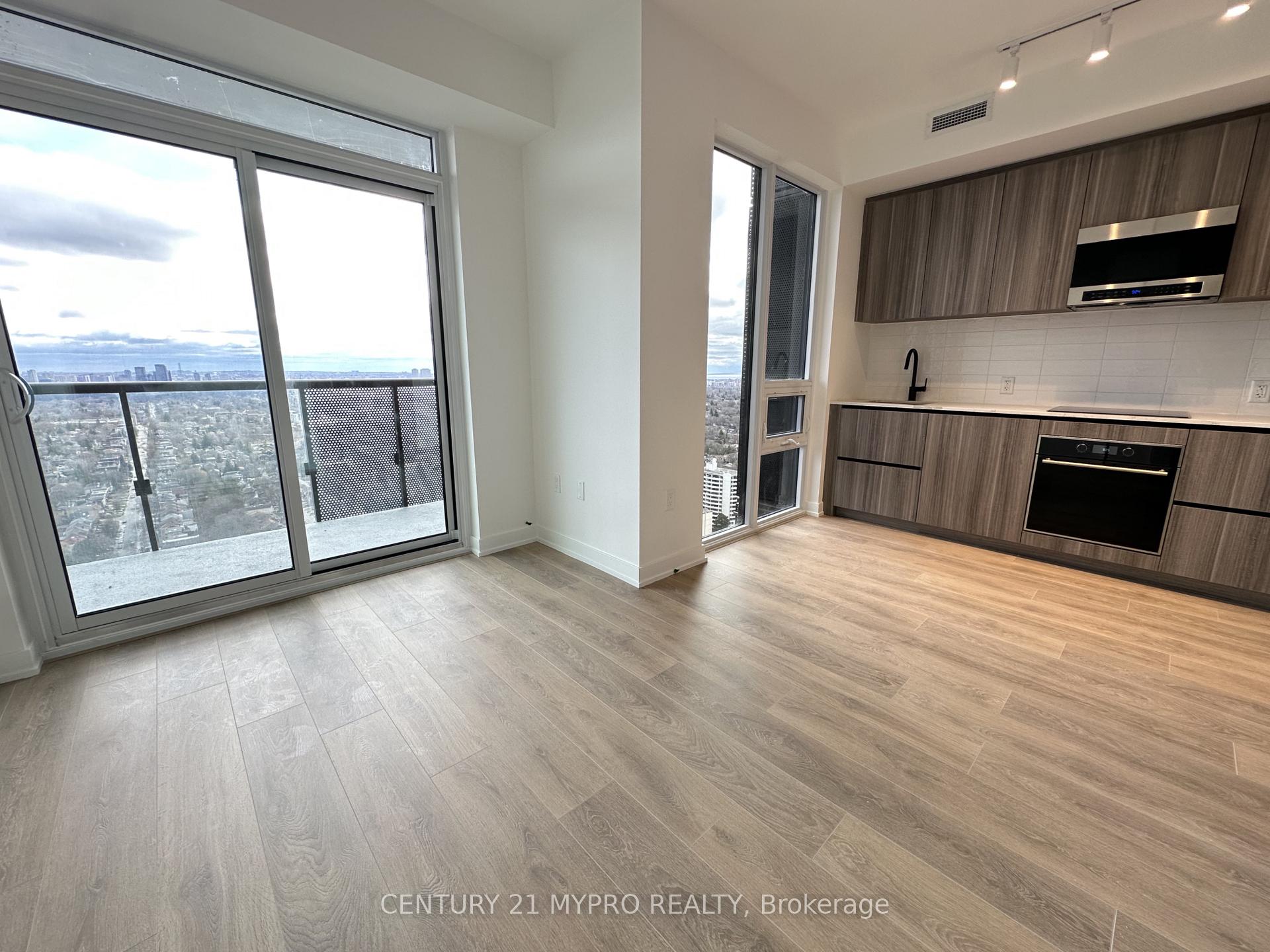 Photo 5 of Unit 3410, 117 Broadway Avenue, Toronto, Mount Pleasant West — HOMEH