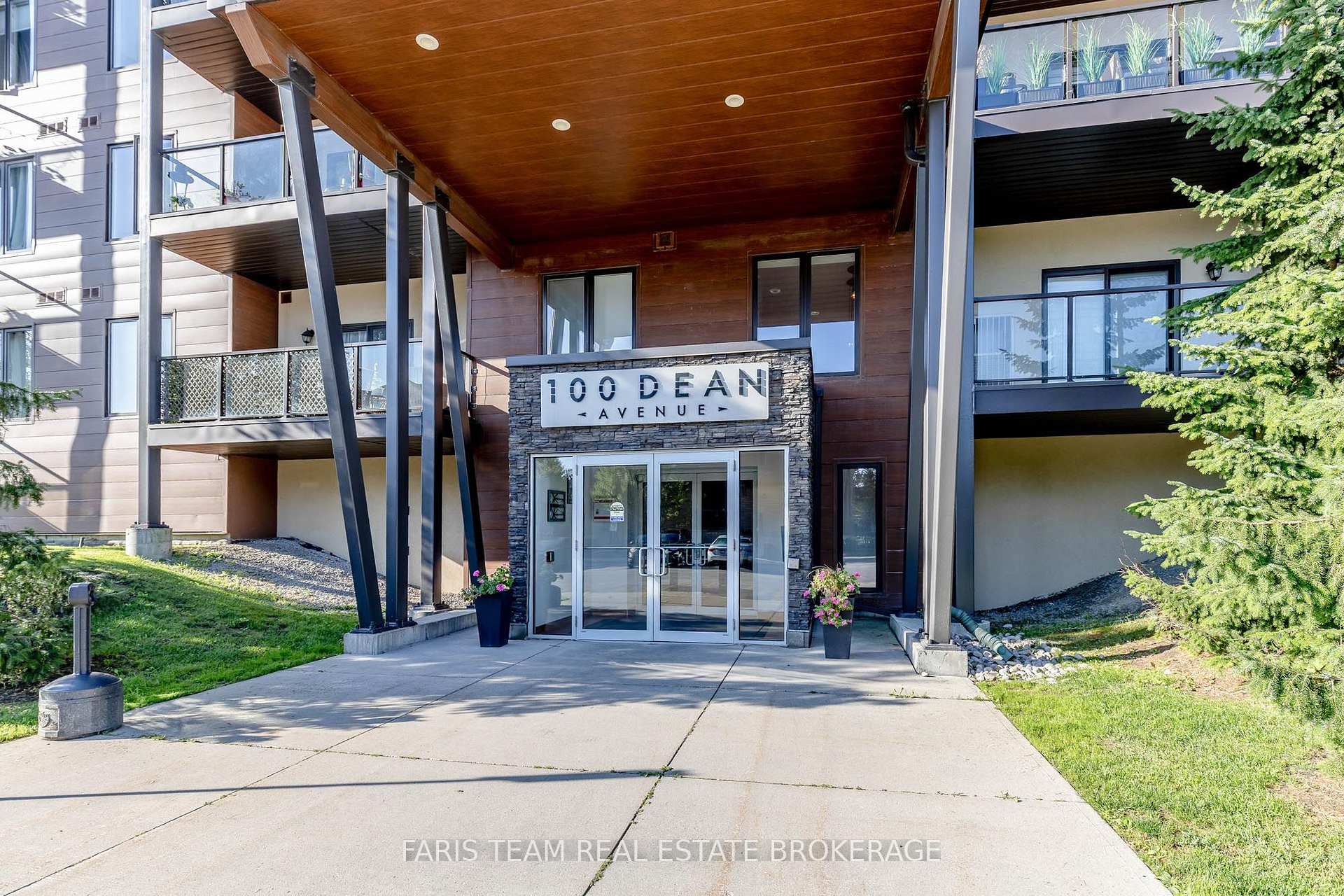 Photo 5 of Unit 211, 100 Dean Avenue, Barrie, Painswick South — HOMEH