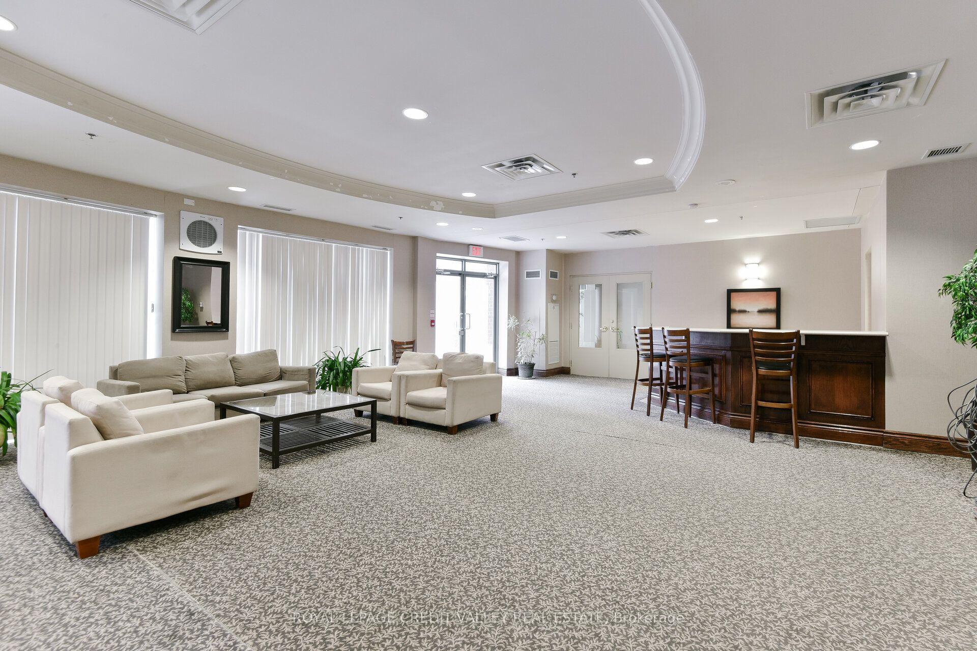 Photo 33 of Unit 902, 9 Michael Power Place, Etobicoke, Islington-City Centre West — HOMEH