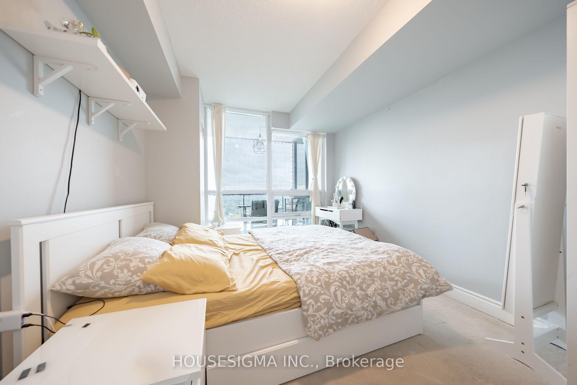 Photo 7 of Unit 2508, 15 Greenview Avenue, North York, Newtonbrook West — HOMEH