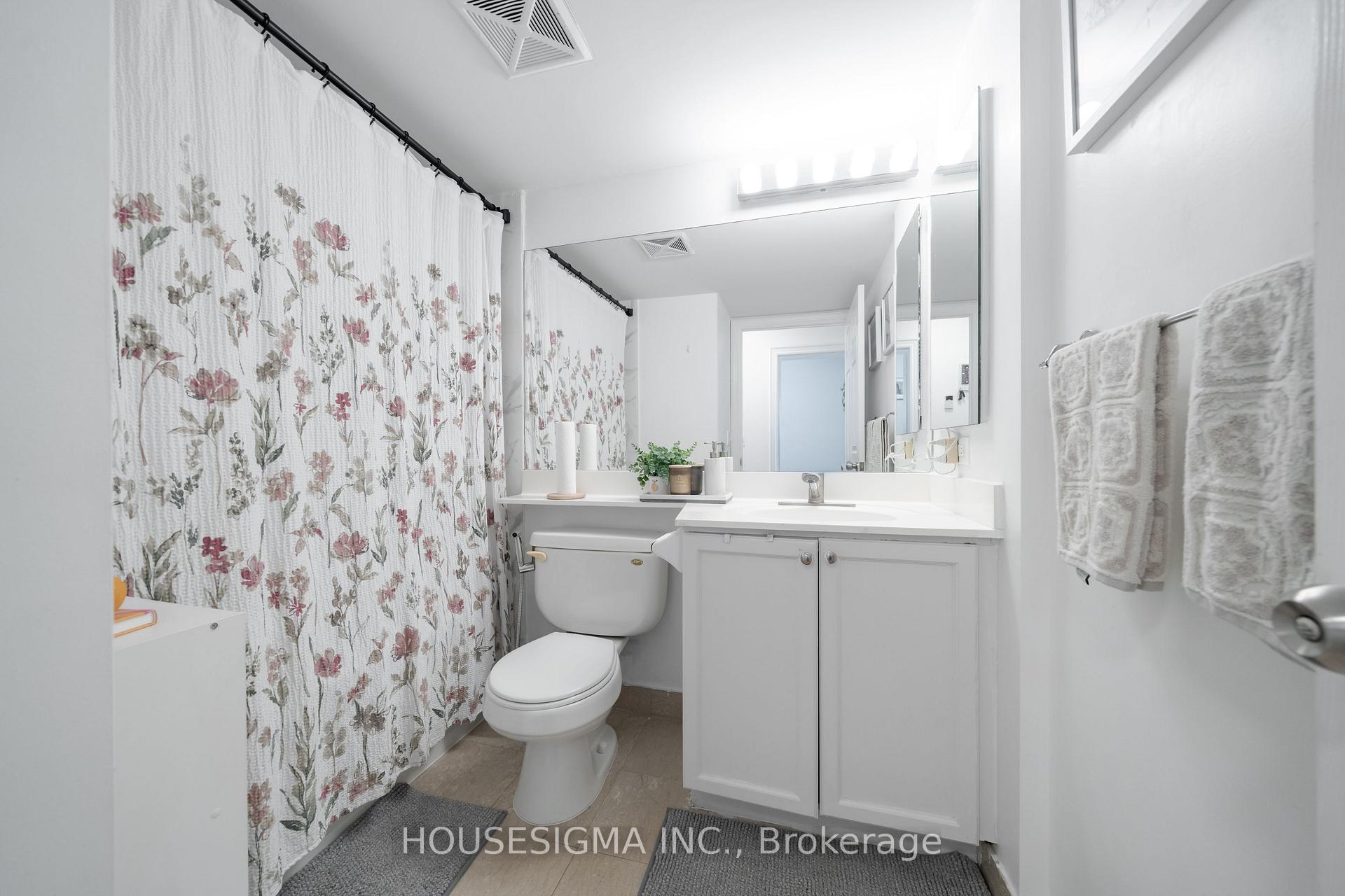 Photo 10 of Unit 2508, 15 Greenview Avenue, North York, Newtonbrook West — HOMEH