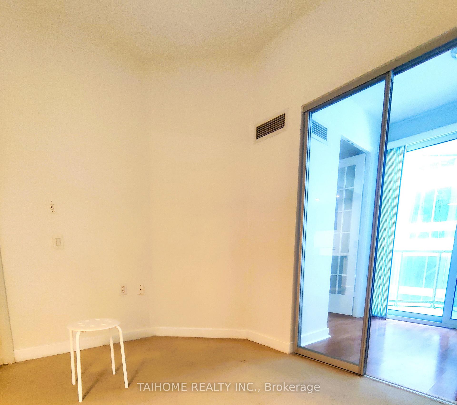 Photo 5 of Unit 607, 85 Bloor Street E, Toronto, Church-Yonge Corridor — HOMEH
