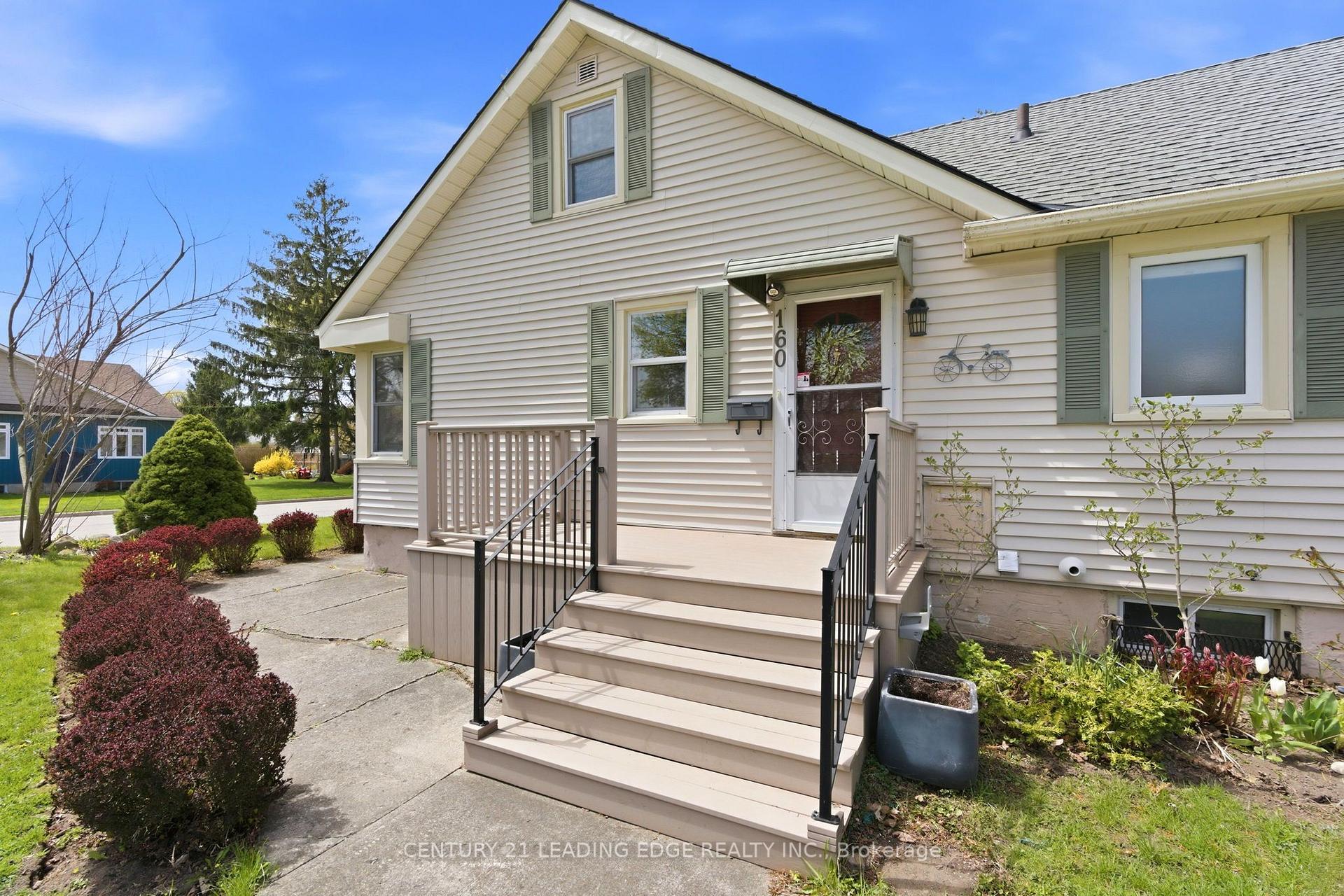 Photo 4 of 160 Widder Street, Goderich, Goderich (Town) — HOMEH