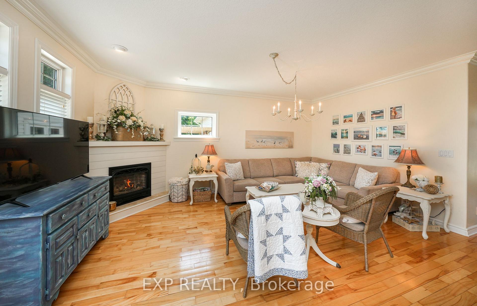 Photo 7 of 71817 Sunridge Crescent, Bluewater, Hay — HOMEH