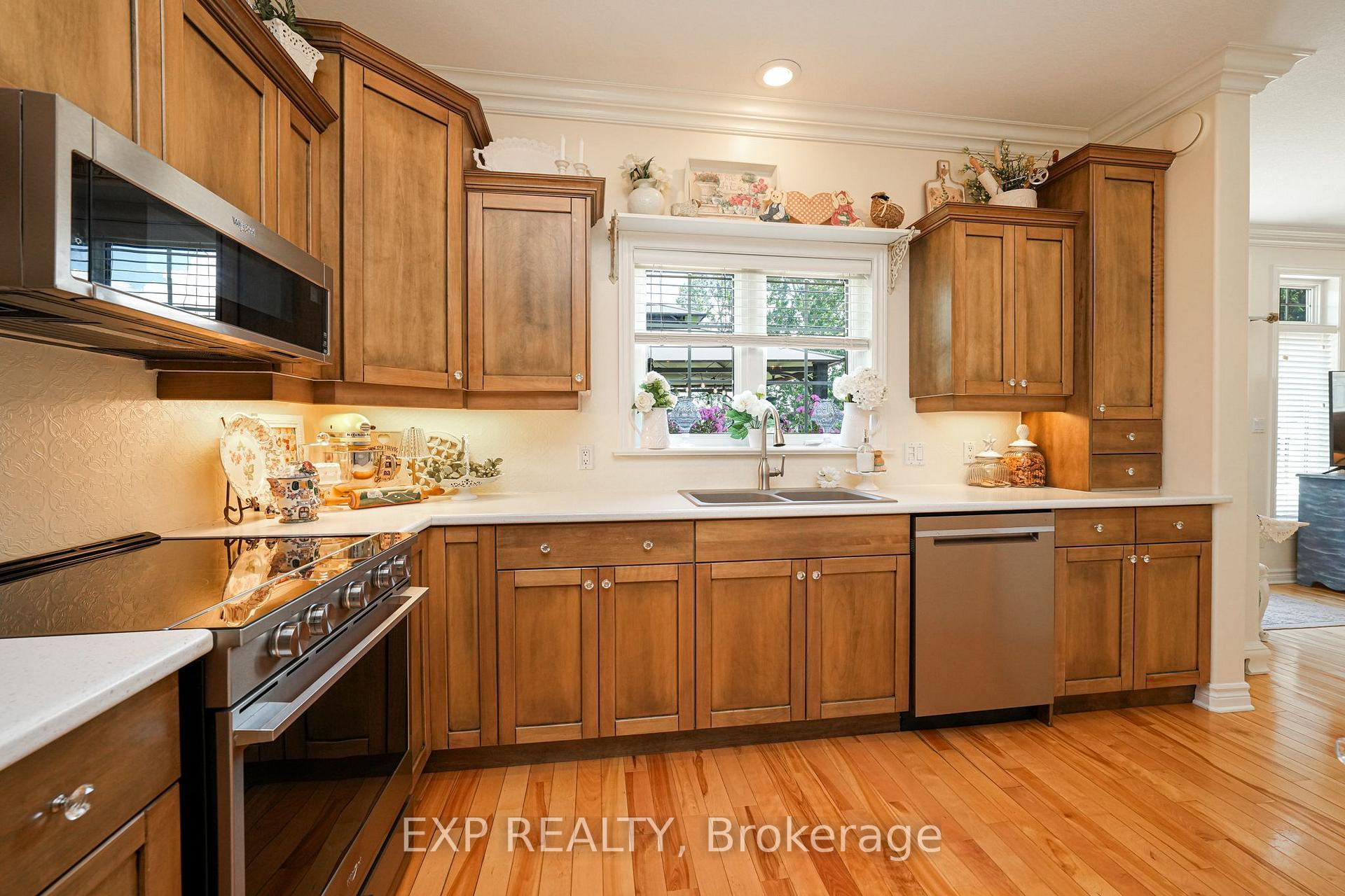 Photo 9 of 71817 Sunridge Crescent, Bluewater, Hay — HOMEH