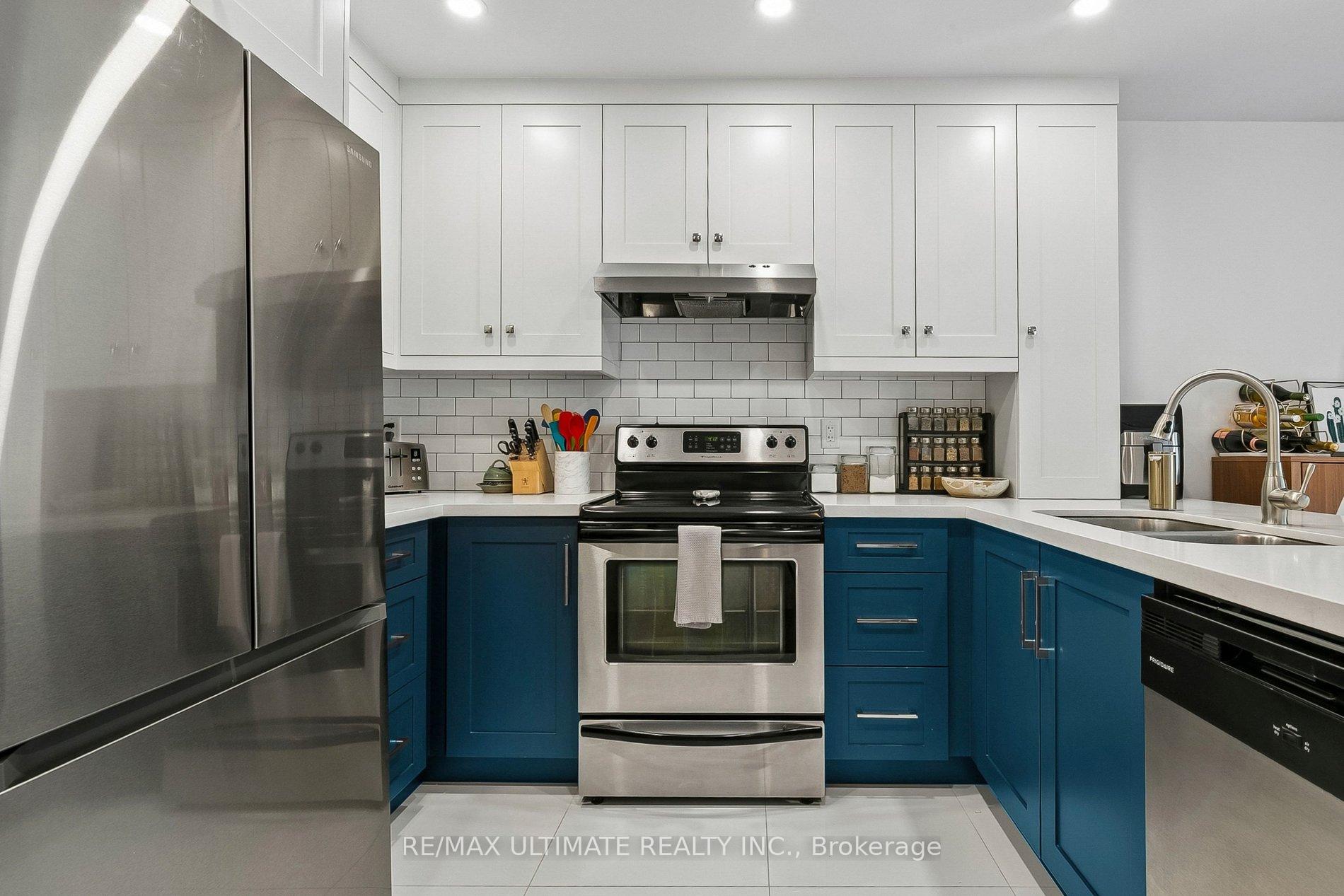 Photo 1 of Unit C, 660 Wellington Street, Toronto, Niagara — HOMEH