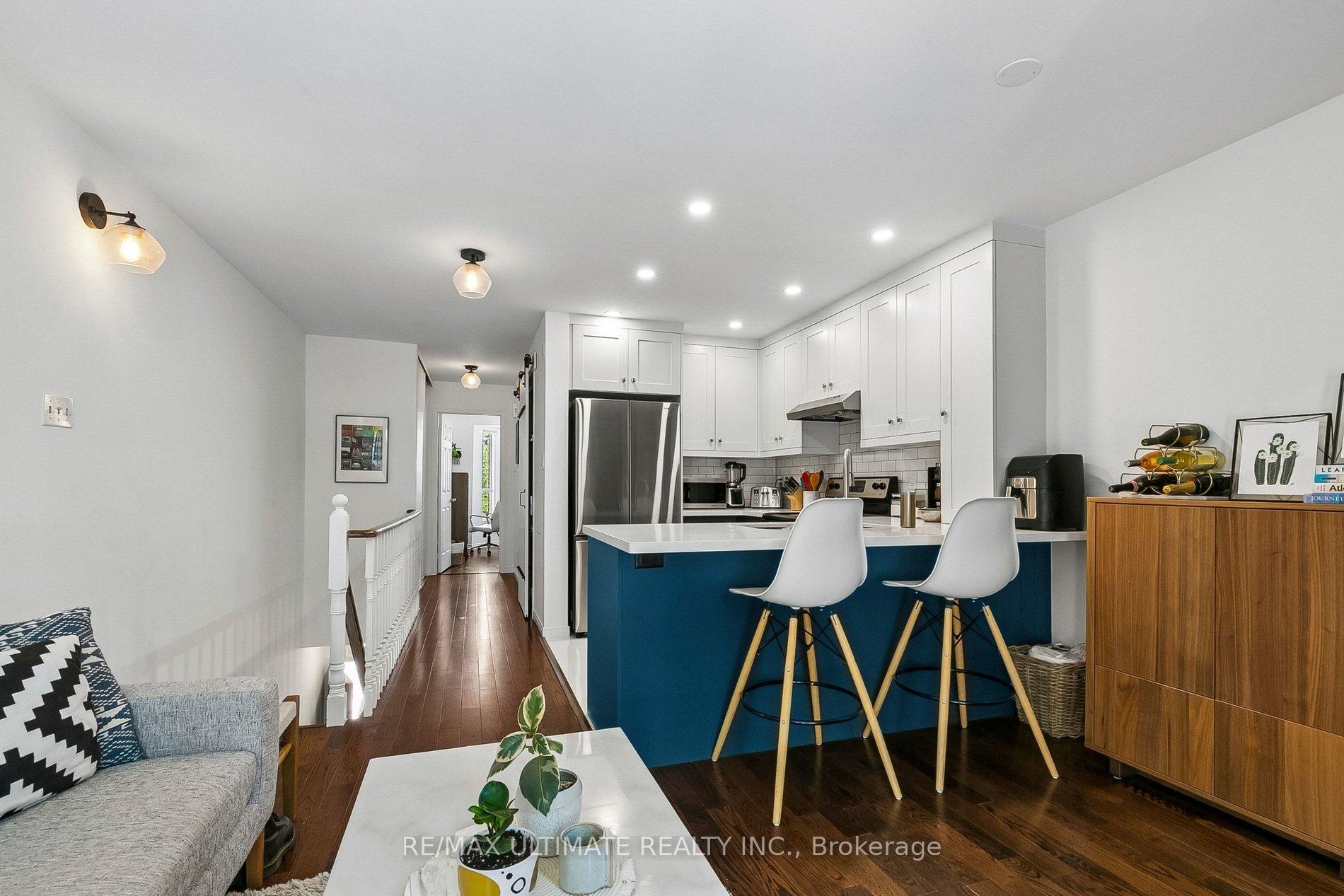 Photo 7 of Unit C, 660 Wellington Street, Toronto, Niagara — HOMEH