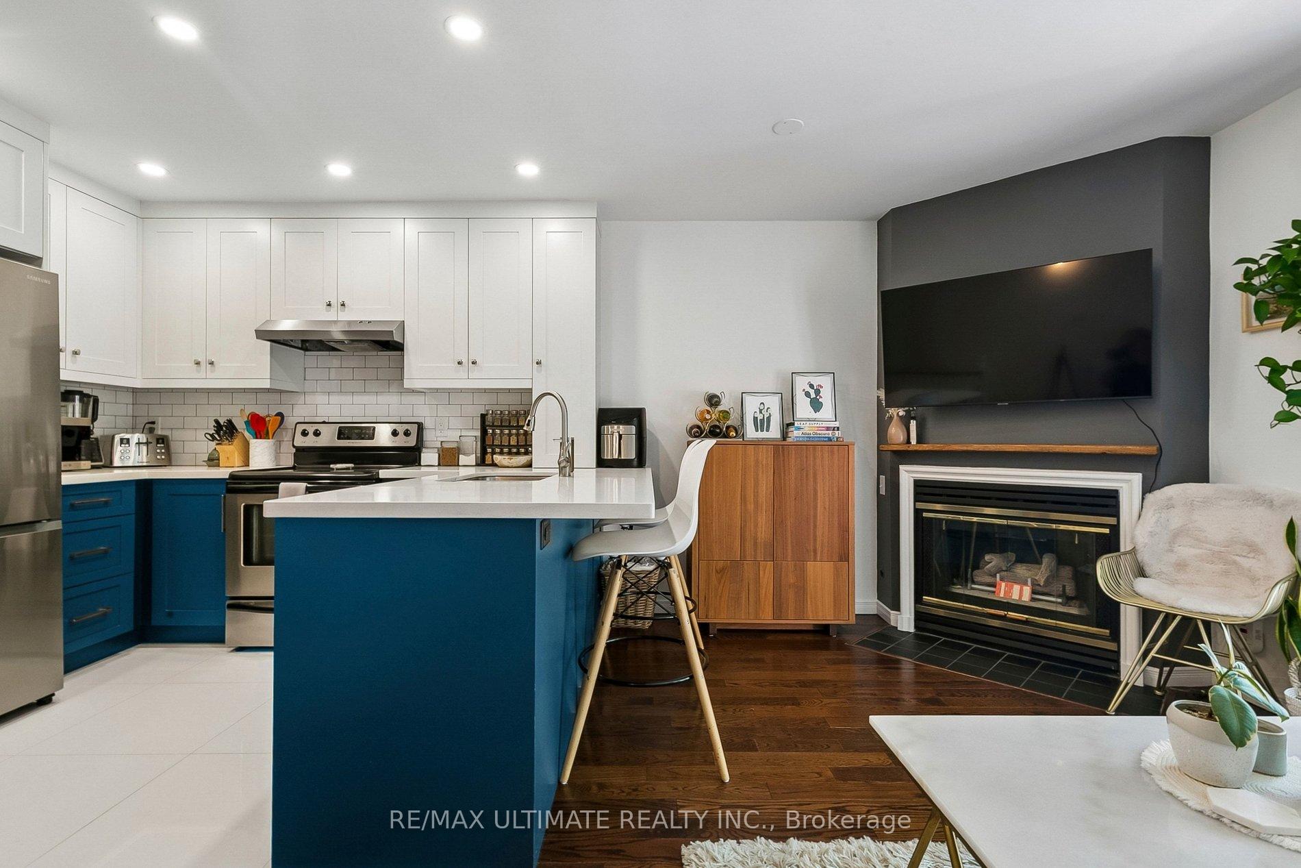 Photo 10 of Unit C, 660 Wellington Street, Toronto, Niagara — HOMEH